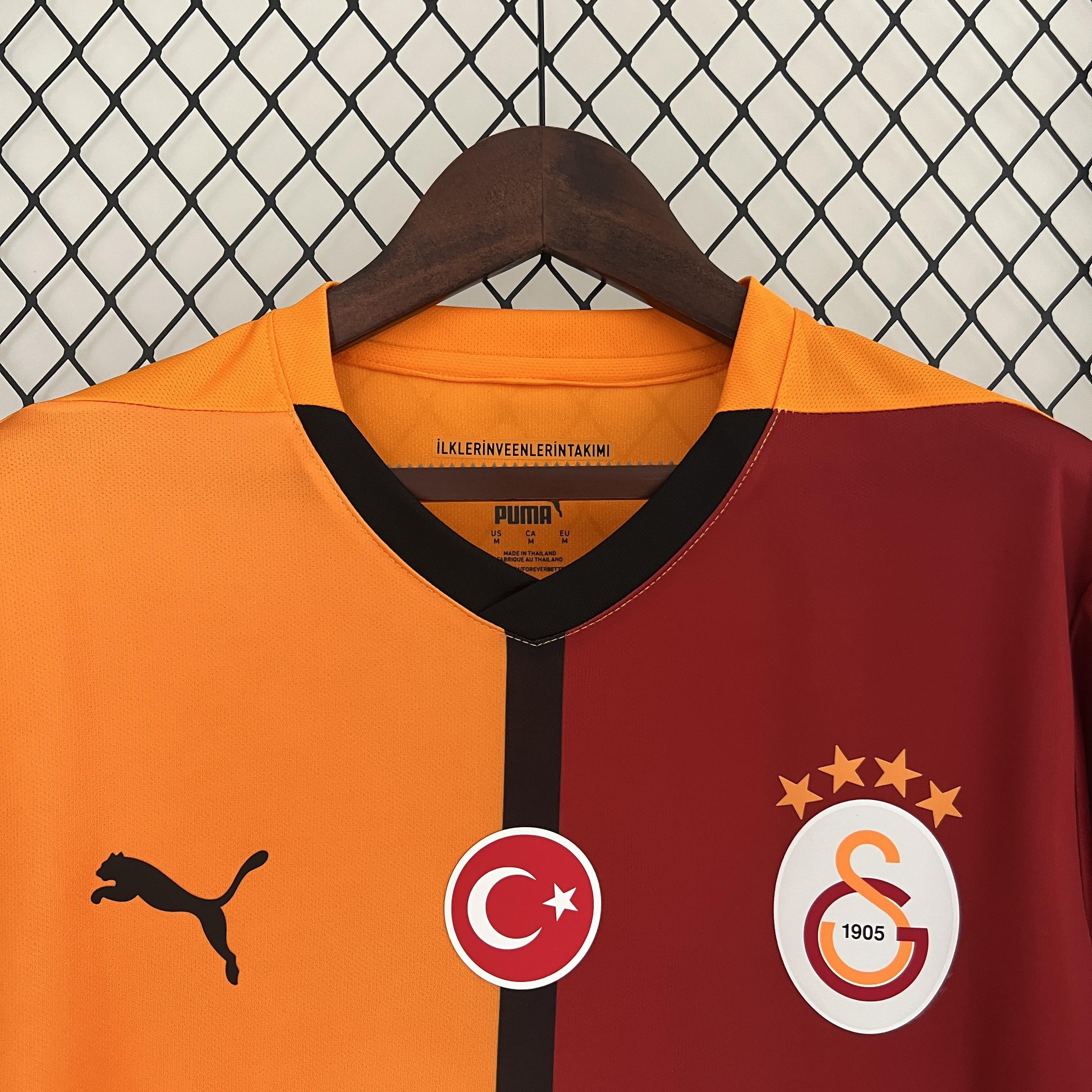 CAMISETA GALATASARAY I 24/25 HOMBRE (VERSIÓN FAN)