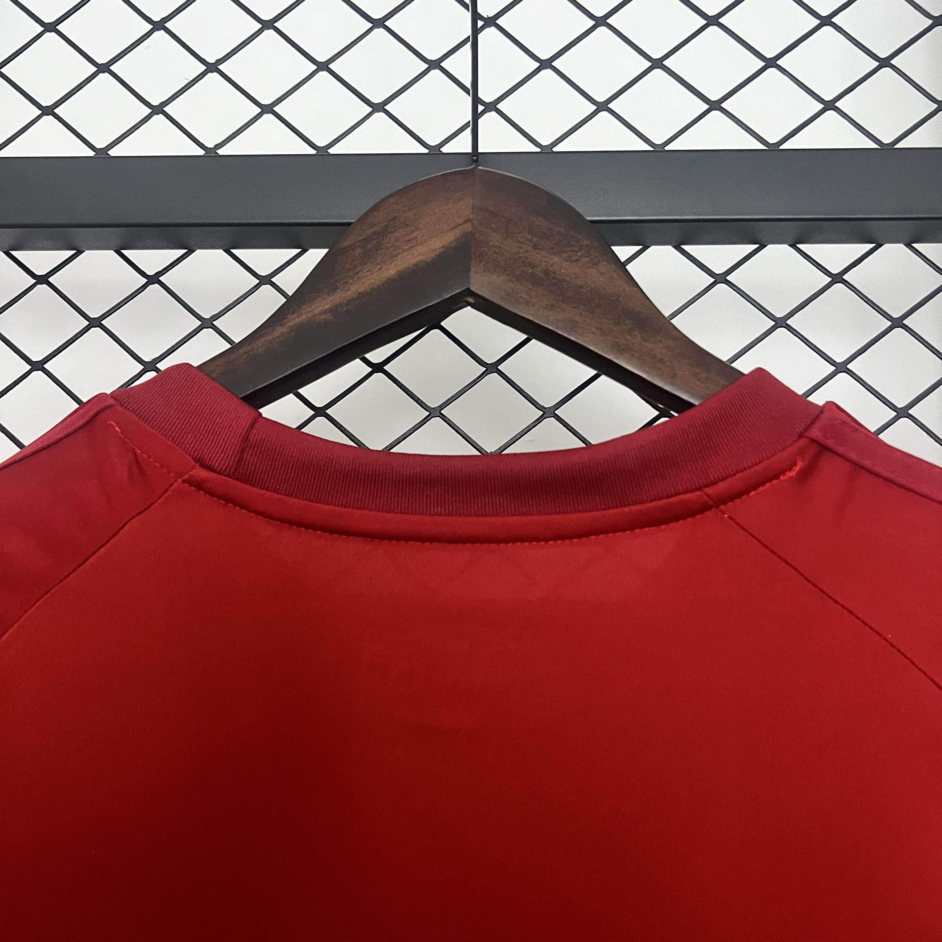 CAMISETA BAYERN MUNICH I 24/25 HOMBRE (VERSIÓN FAN) - ZonaCamisetas