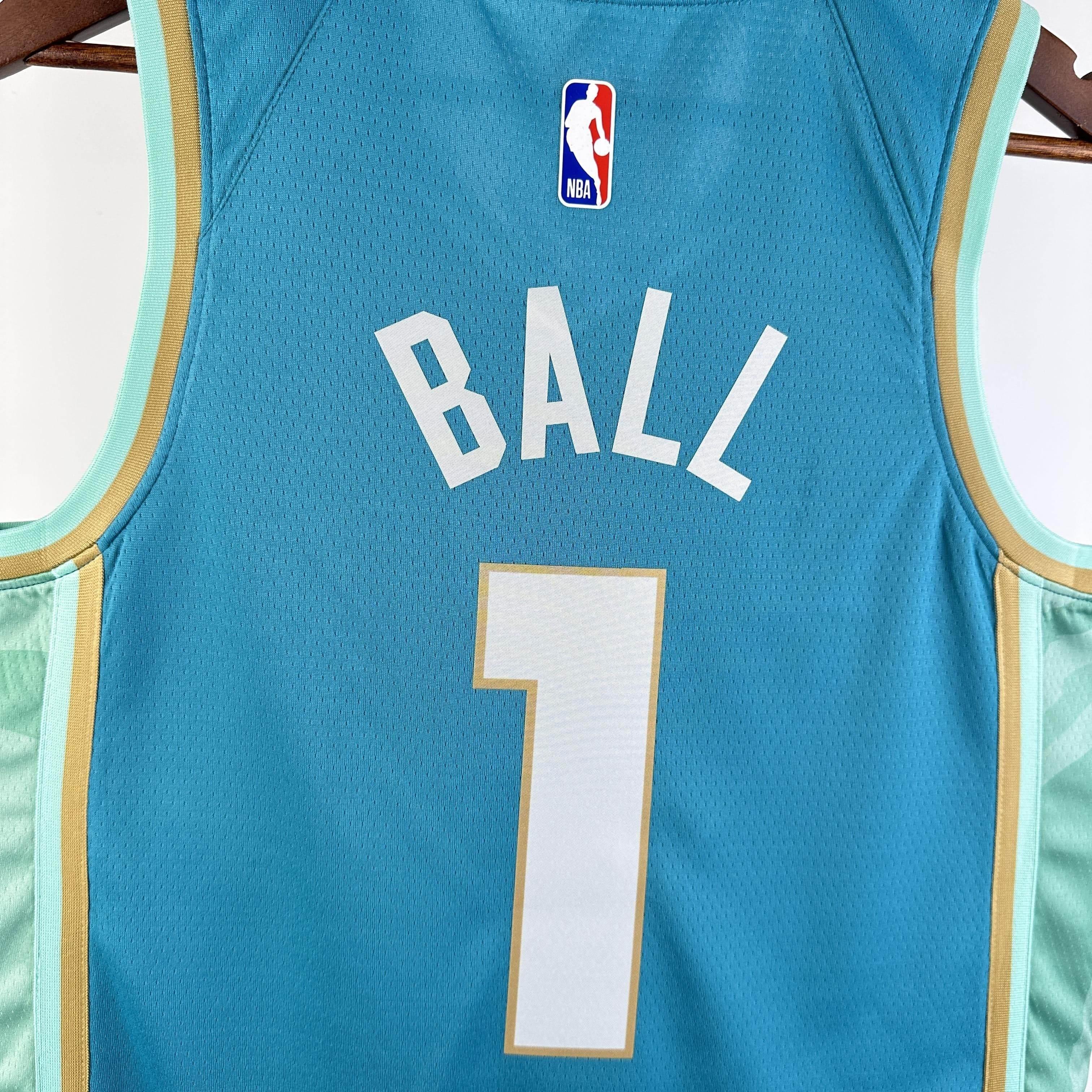 CAMISETA HORNETS SEASON 24 HOMBRE EDICIÓN BALL (NBA) - ZonaCamisetas