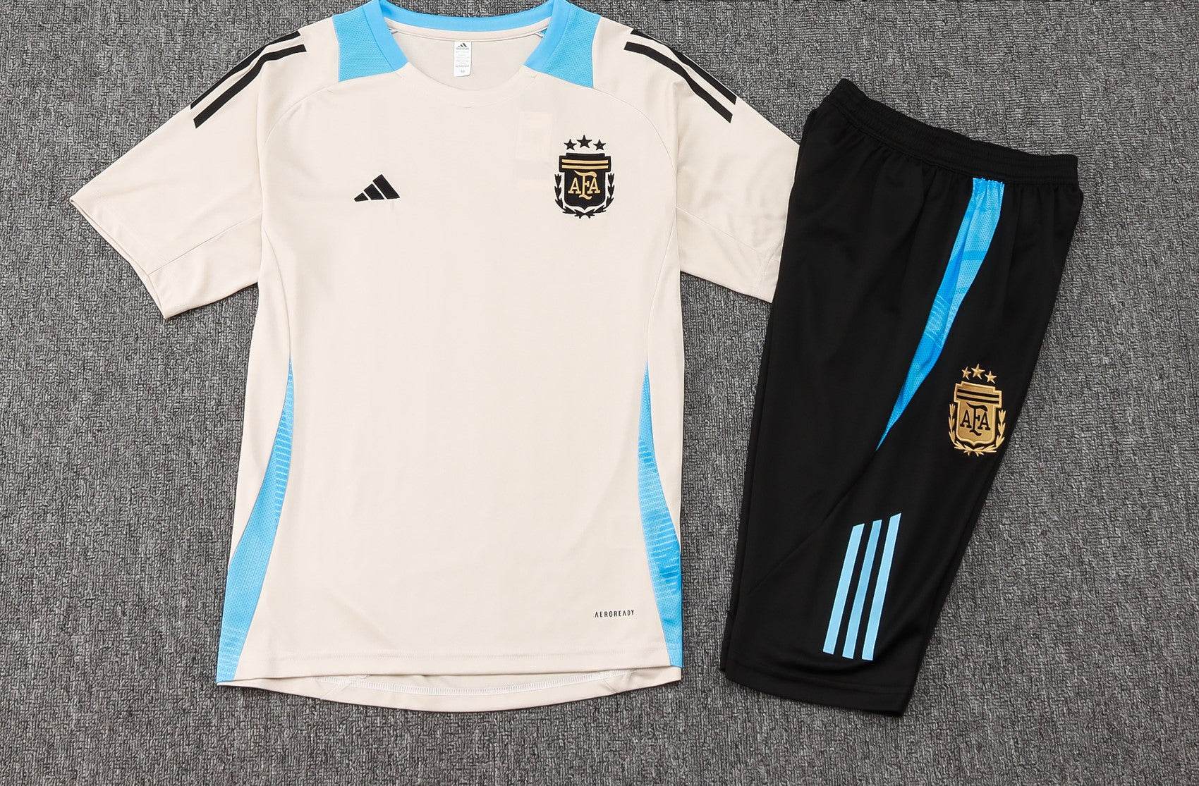 CONJUNTO CORTO ARGENTINA ENTRENAMIENTO lI 24/25 HOMBRE - ZonaCamisetas