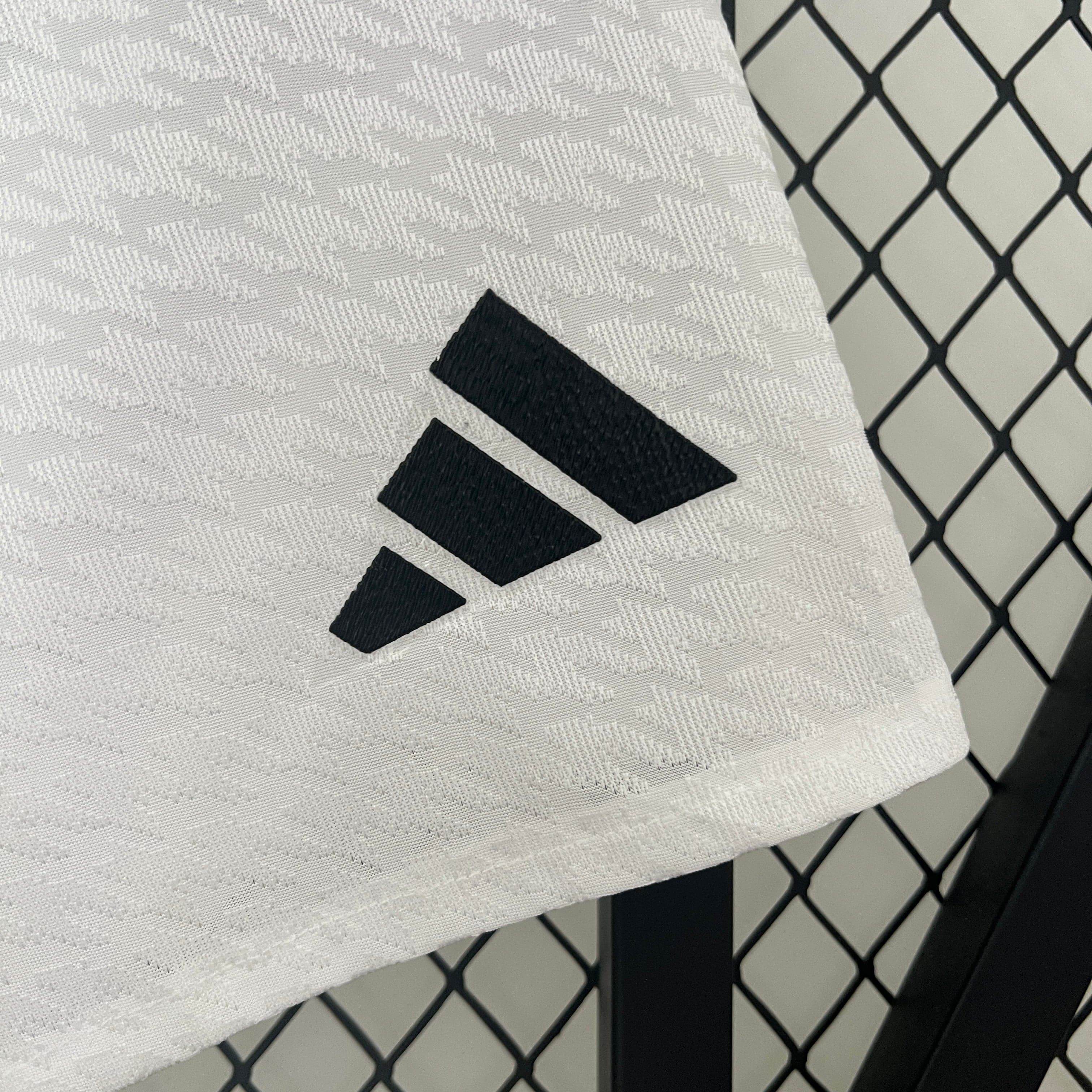 REAL MADRID SHORT I 24/25 - ZonaCamisetas