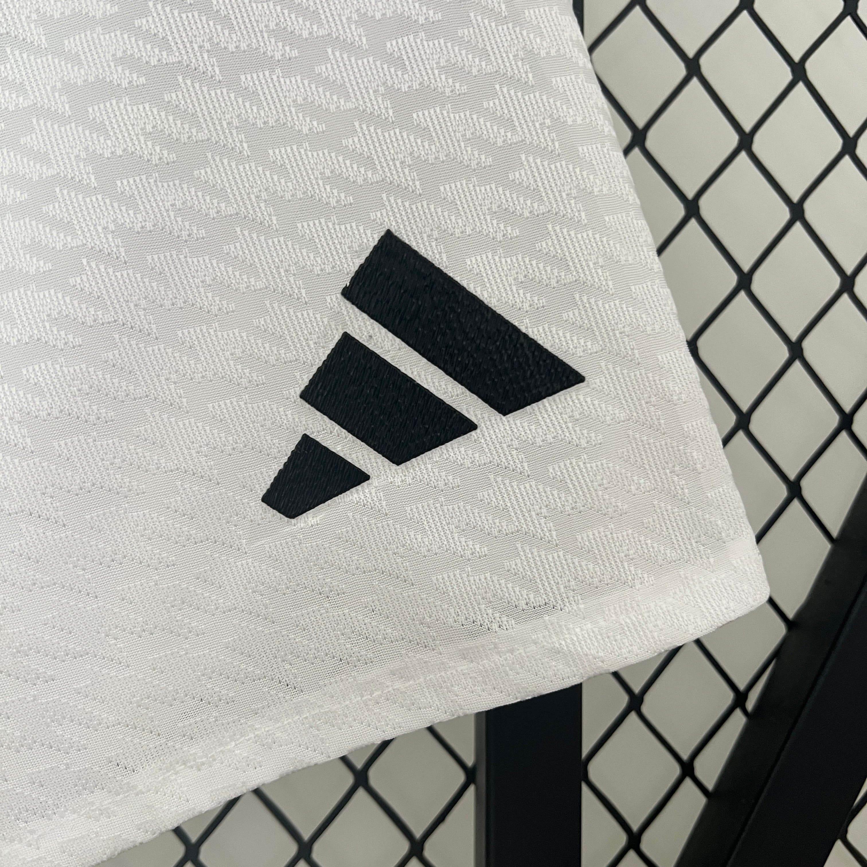 REAL MADRID SHORT I 24/25 - ZonaCamisetas