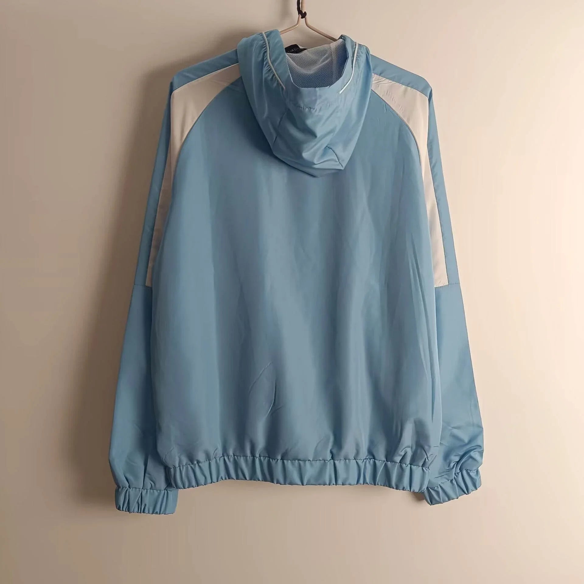 CORTAVIENTO MANCHESTER CITY l 24/25 - ZonaCamisetas