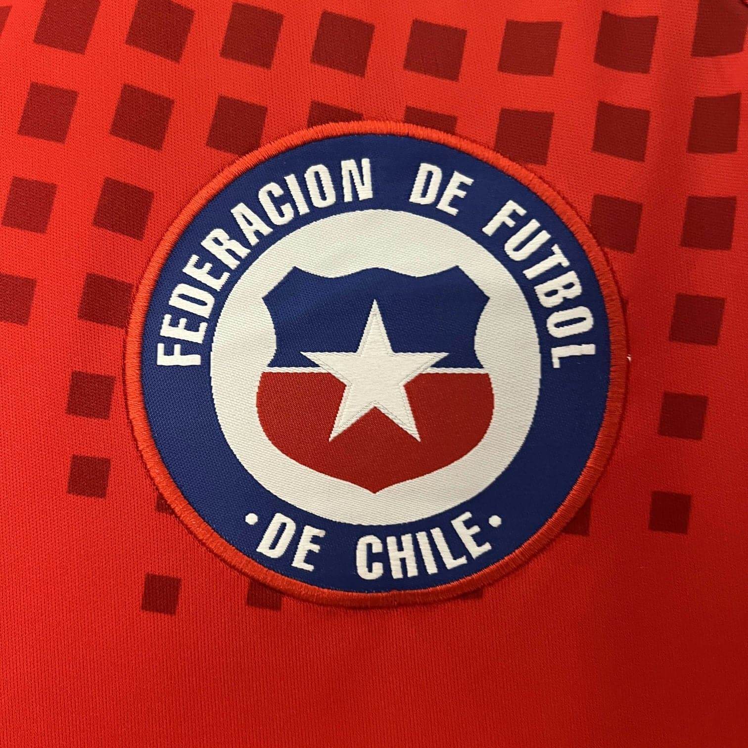 CAMISETA CHILE I COPA AMÉRICA 2024 HOMBRE (VERSIÓN FAN) - ZonaCamisetas