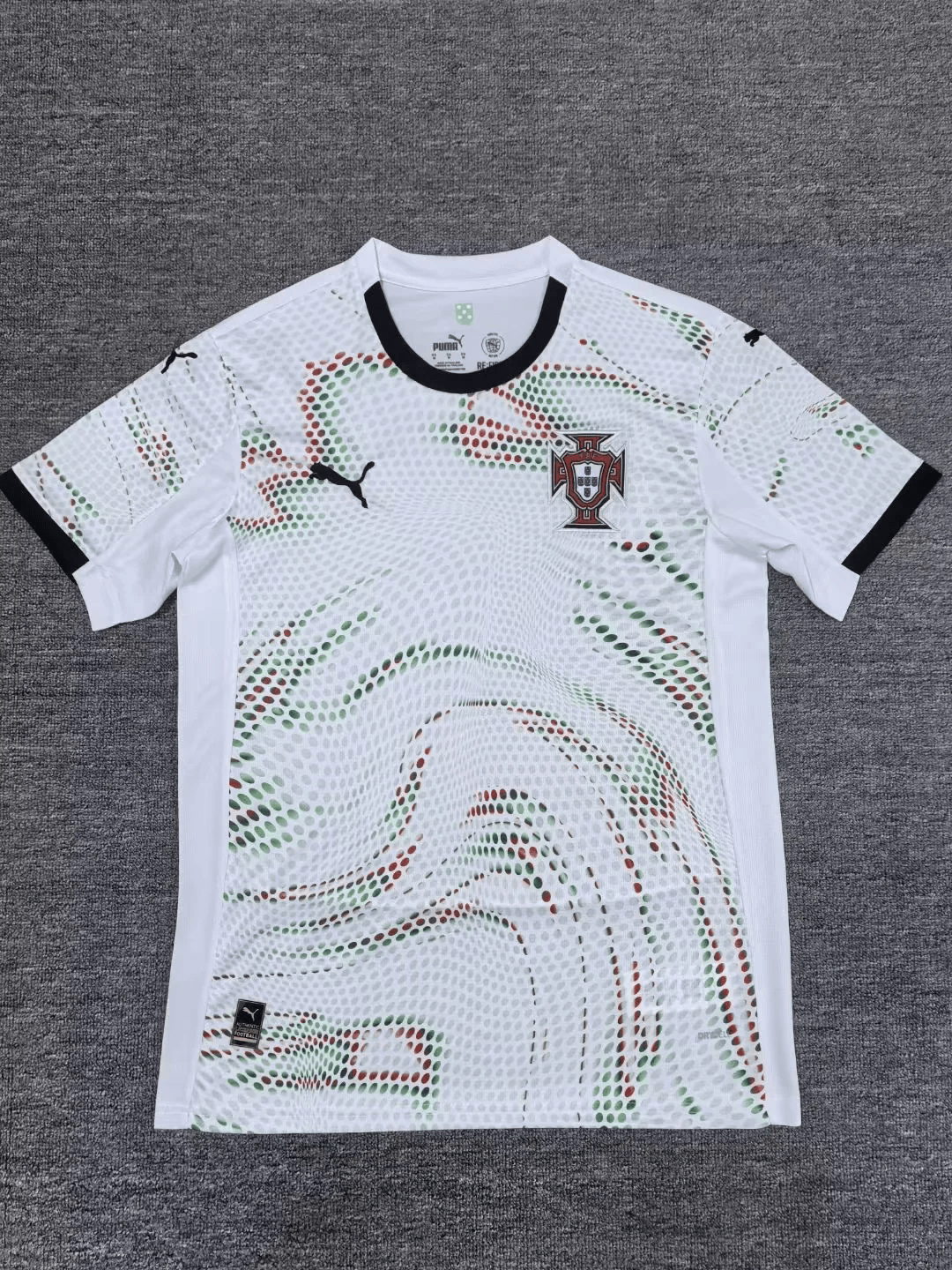 CAMISETA PORTUGAL ll 2025 HOMBRE (VERSIÓN FAN) - ZonaCamisetas