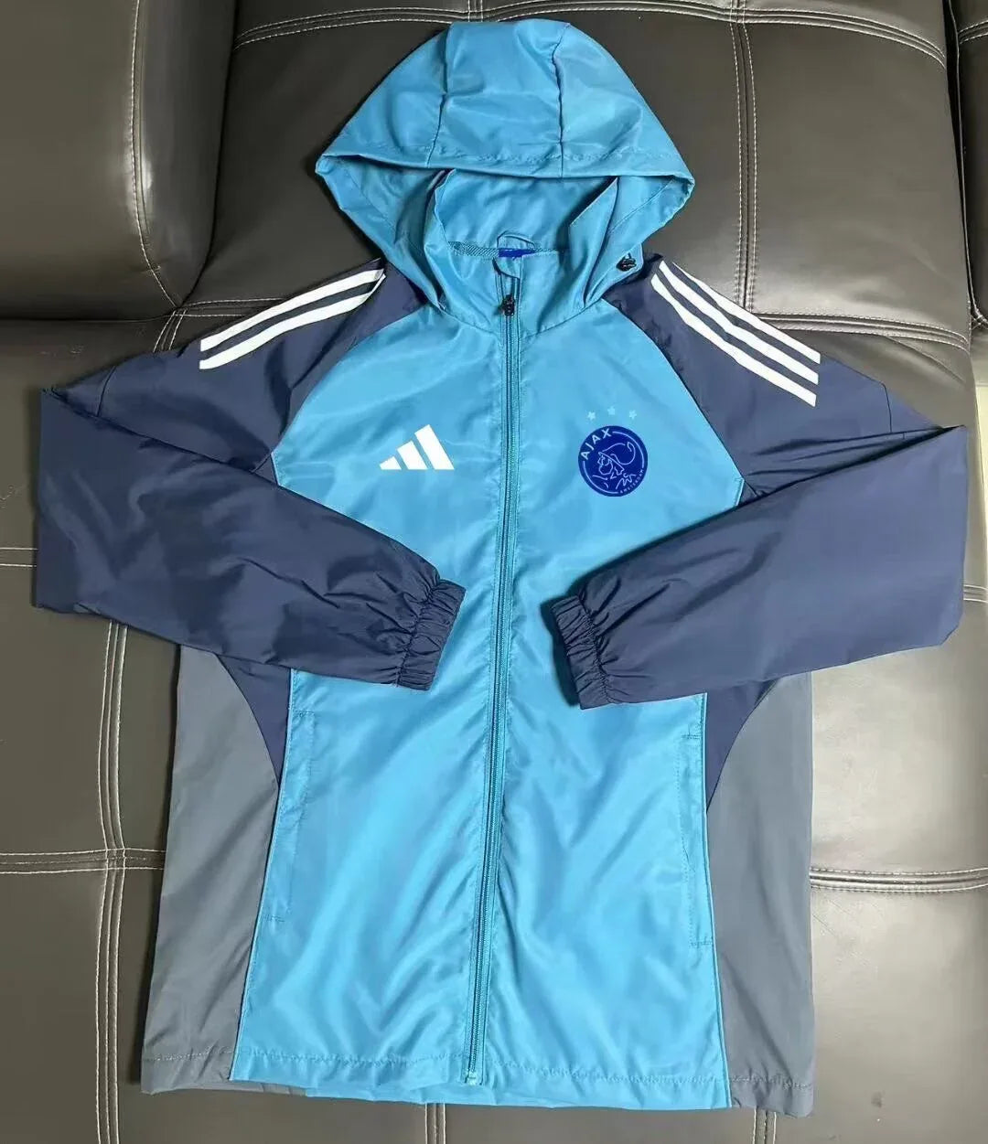 CORTAVIENTO AJAX 25/26 - ZonaCamisetas