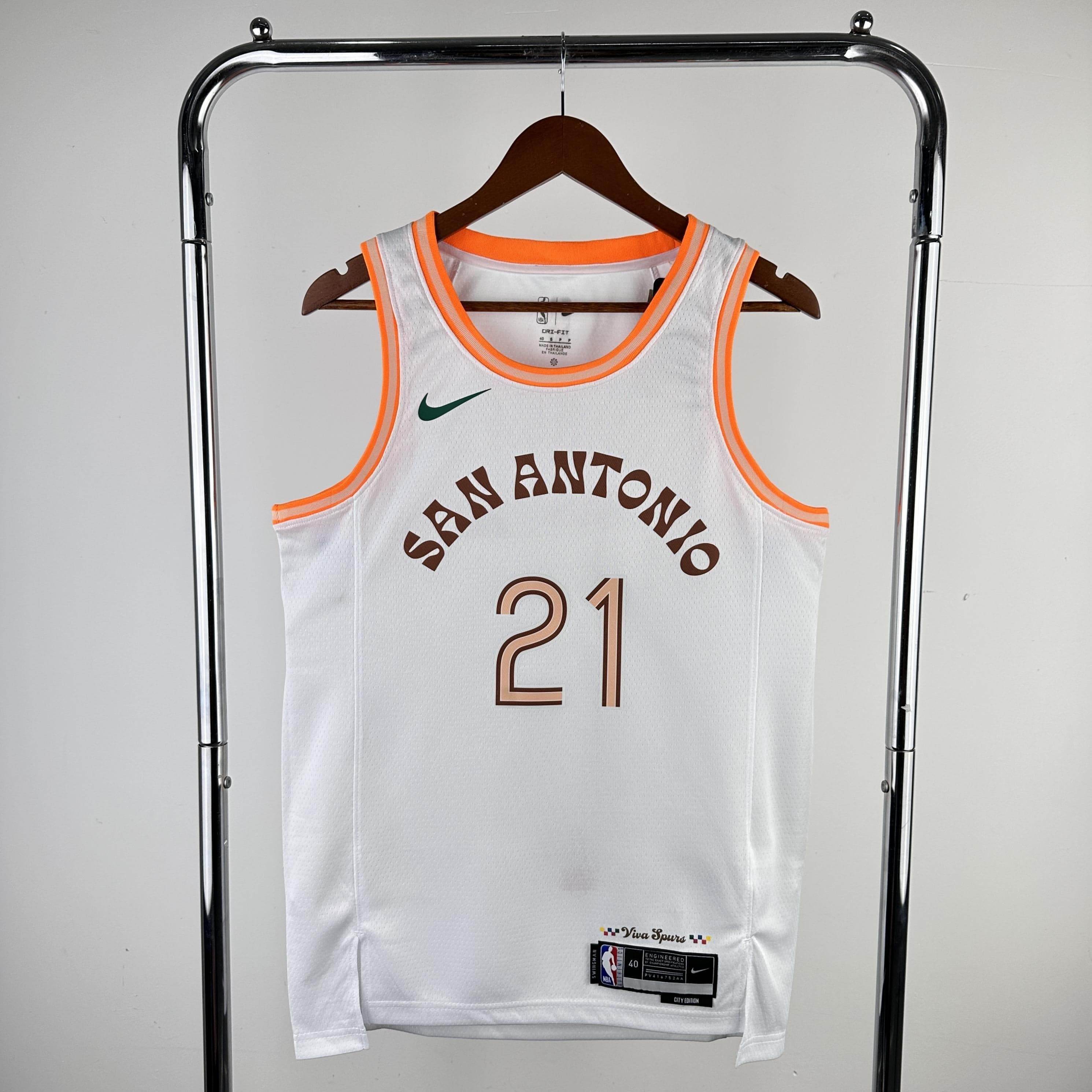 CAMISETA SPURS SEASON 24 HOMBRE EDICIÓN DUNCAN (NBA) - ZonaCamisetas