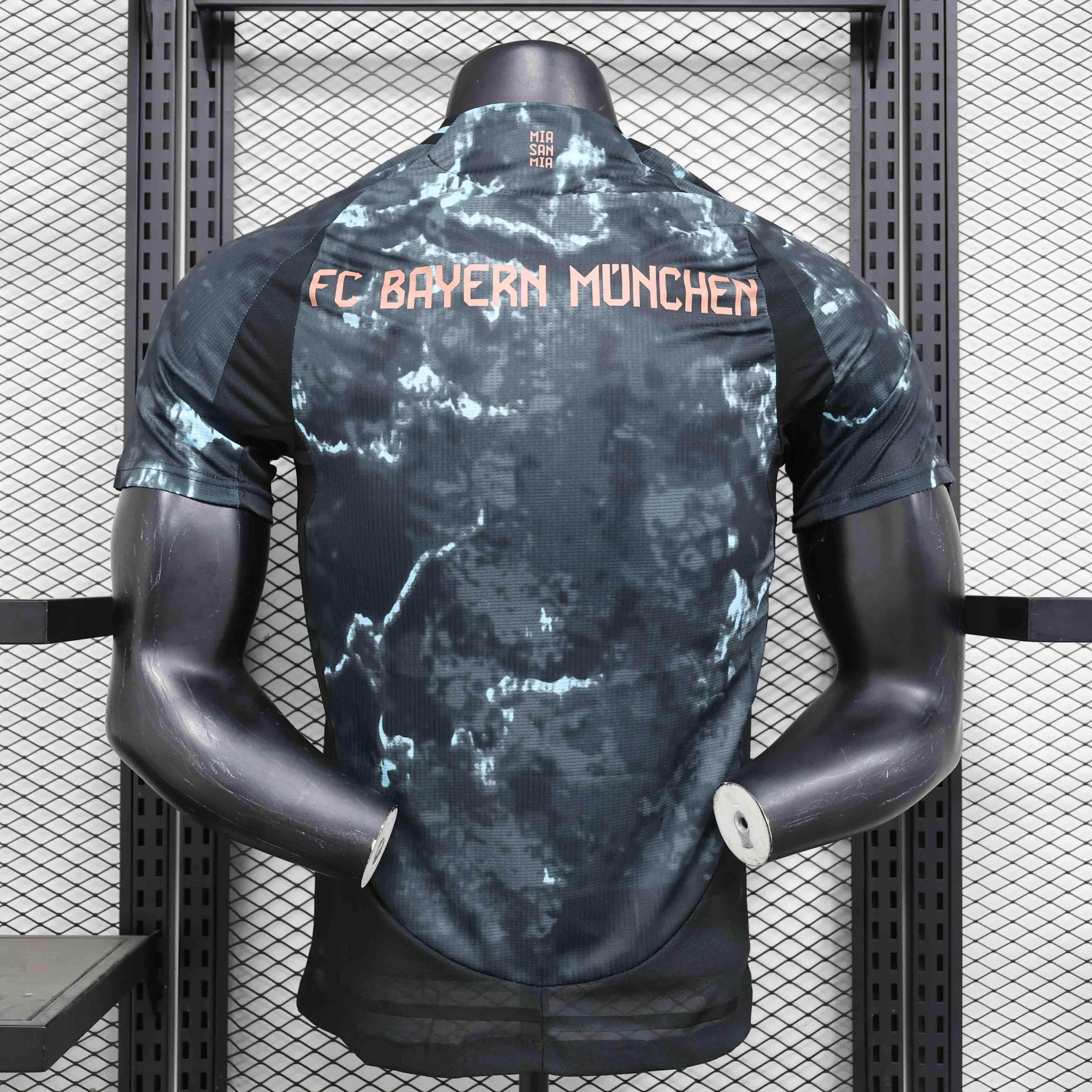 CAMISETA BAYERN DE MUNICH II 24/25 HOMBRE (VERSIÓN JUGADOR) - ZonaCamisetas