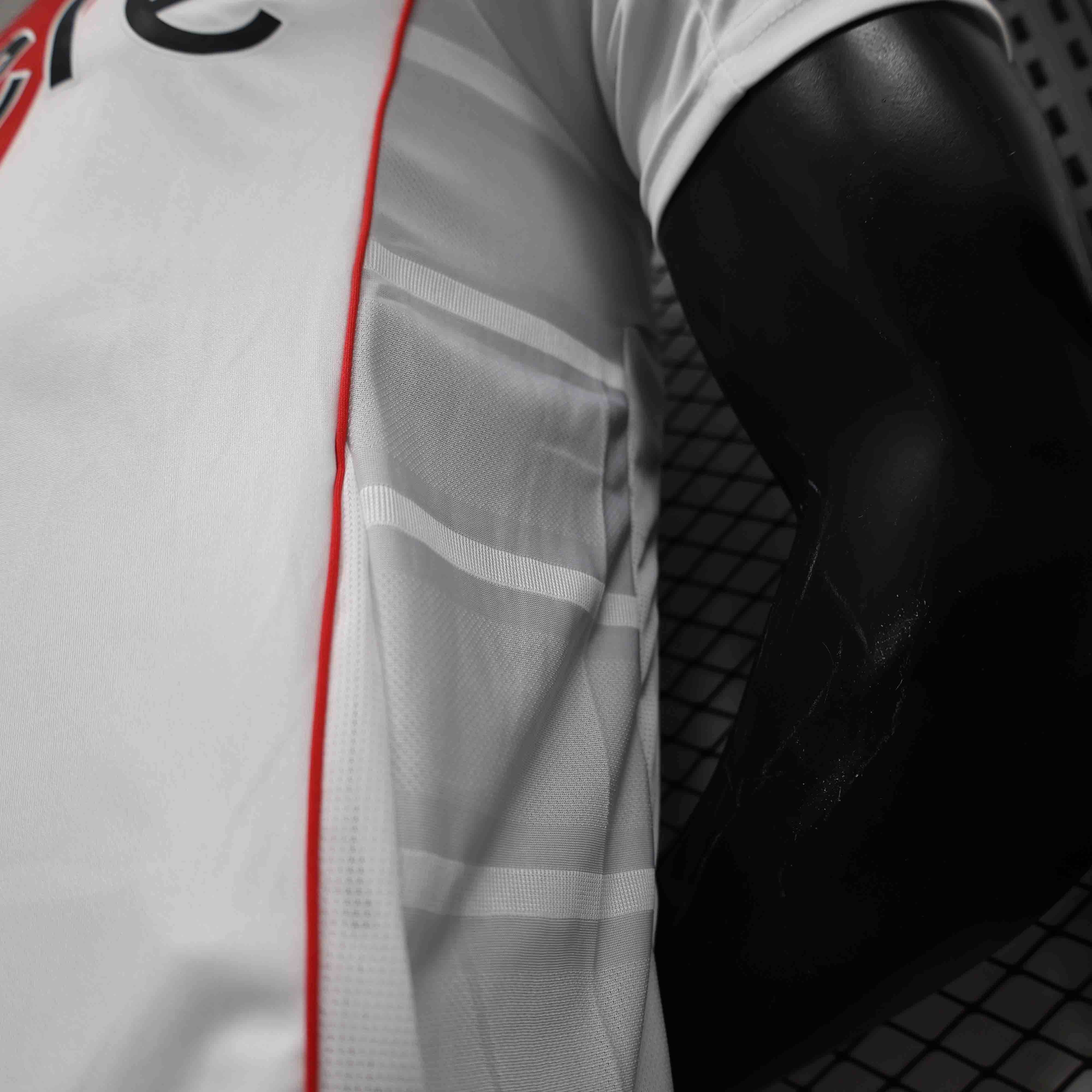 CAMISETA RIVER PLATE l 24/25 HOMBRE (VERSIÓN JUGADOR) - ZonaCamisetas