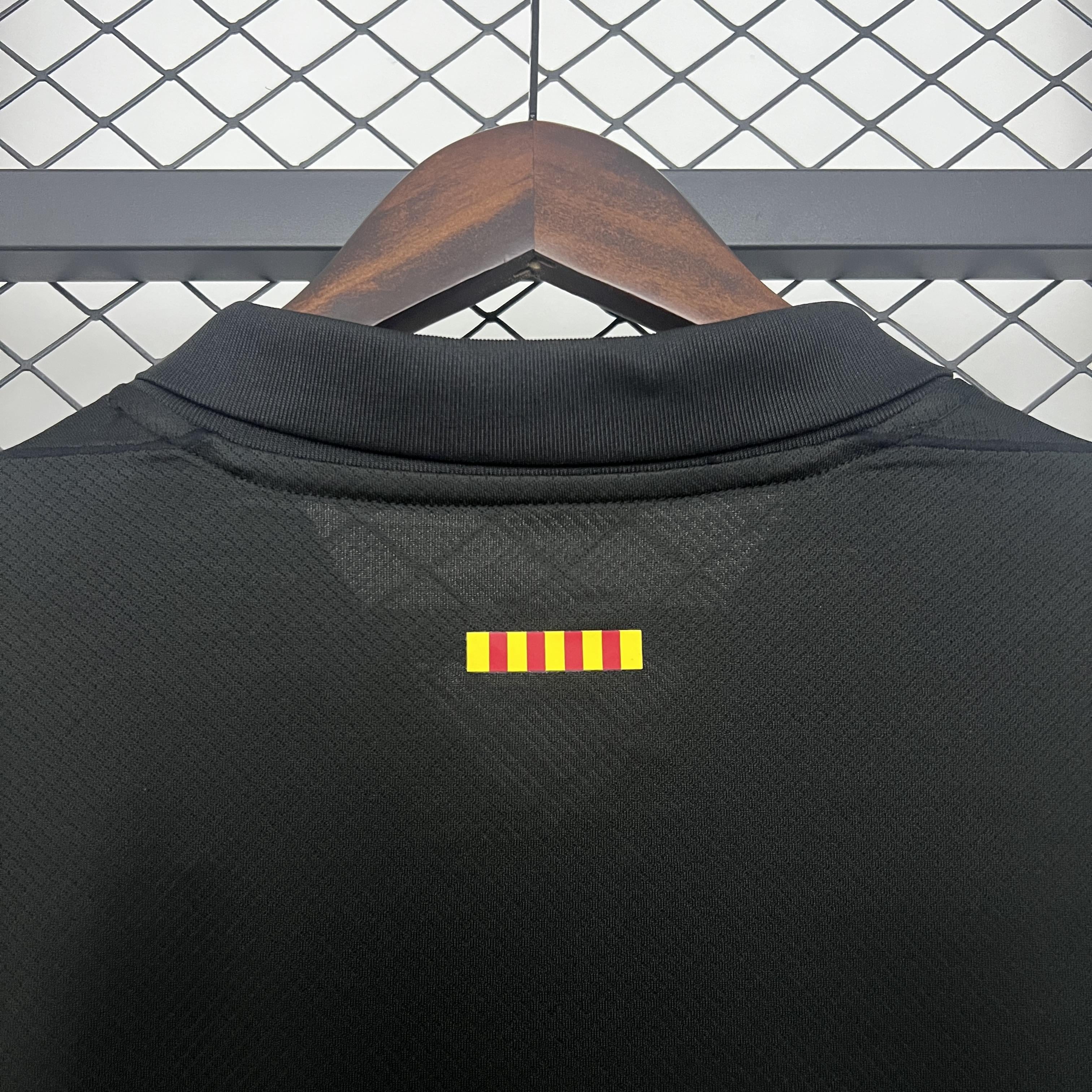 CAMISETA BARCELONA II 25/26 HOMBRE (VERSIÓN FAN)