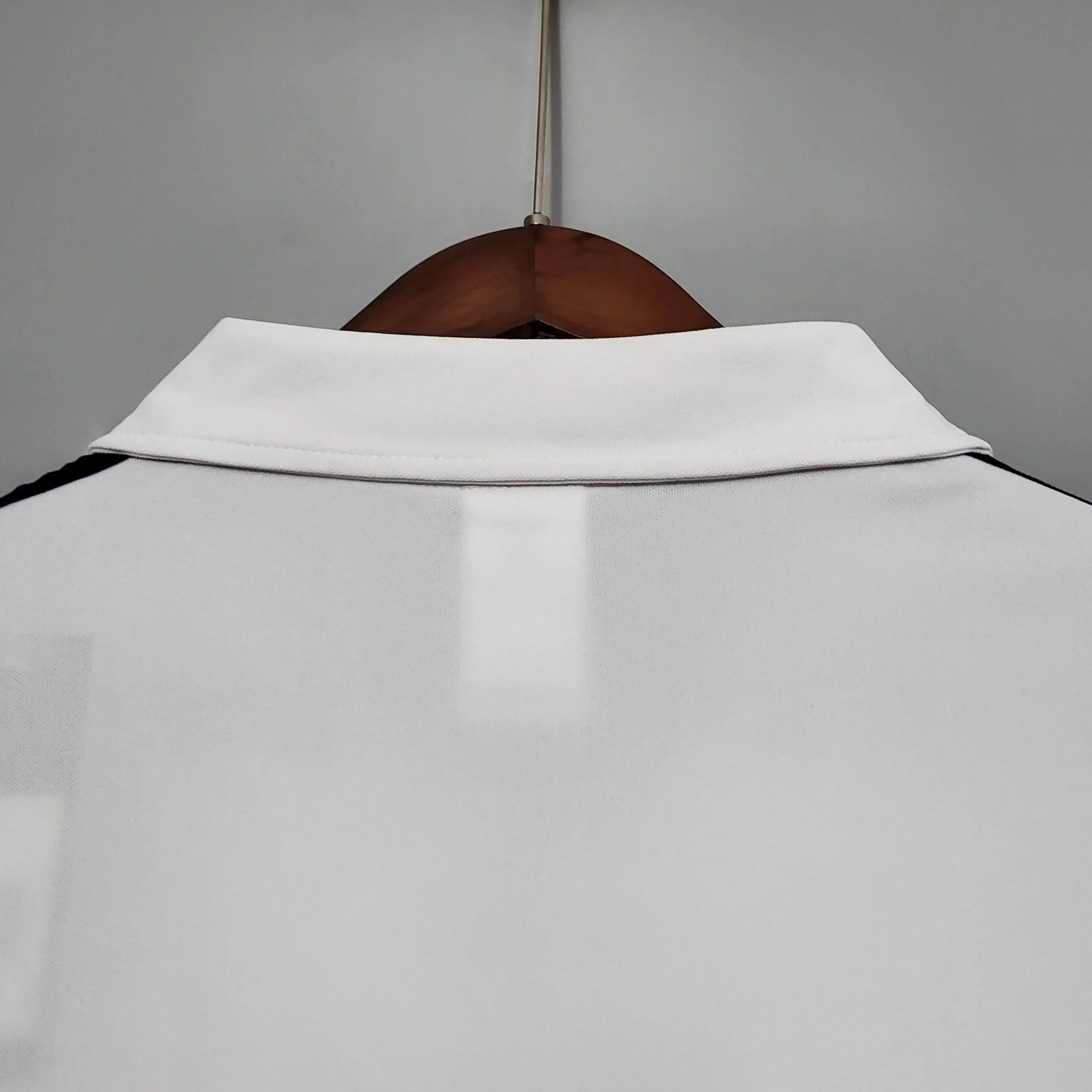 CAMISETA REAL MADRID l 01/02 MANGA LARGA HOMBRE (RETRO) - ZonaCamisetas