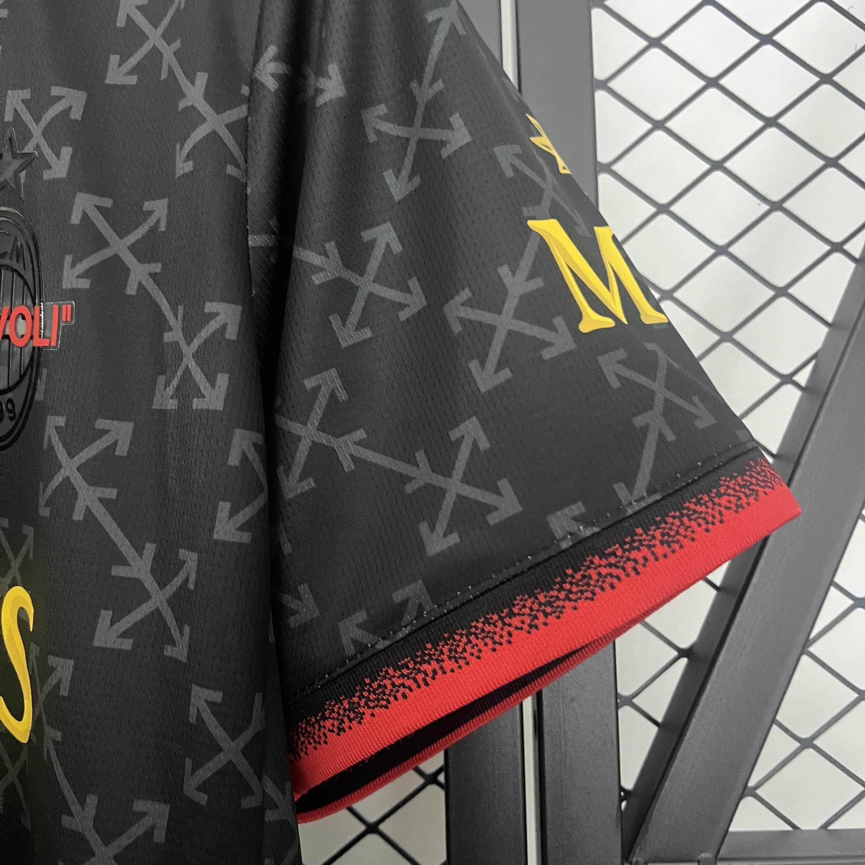 CAMISETA AC MILAN I 25/26 HOMBRE (VERSIÓN FAN) - ZonaCamisetas