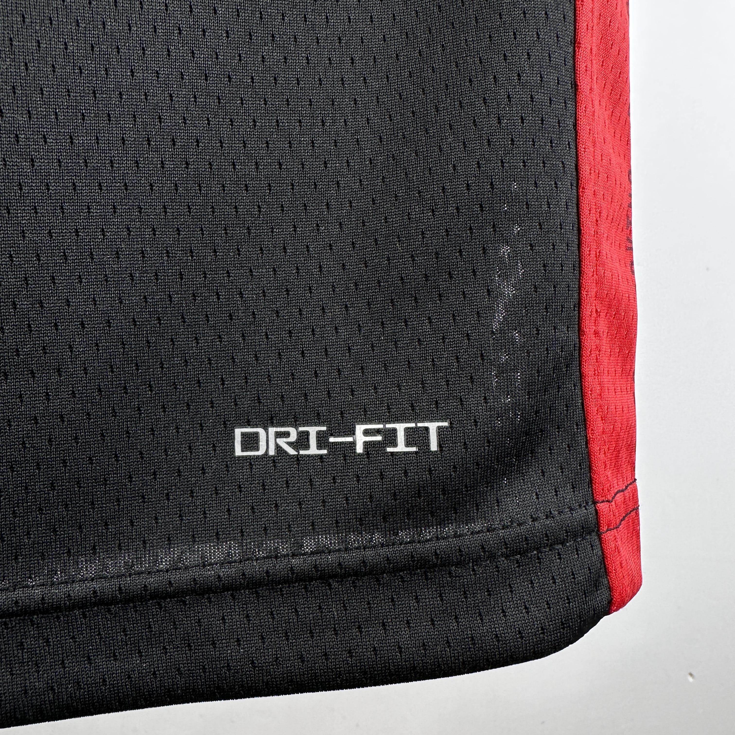 CAMISETA HEAT SEASON 24 HOMBRE EDICIÓN JAMES (NBA) - ZonaCamisetas