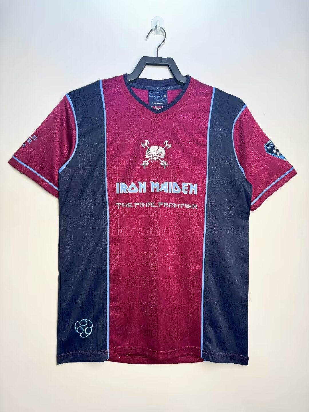 CAMISETA WEST HAM IRON MAIDEN 2011 HOMBRE (RETRO) - ZonaCamisetas