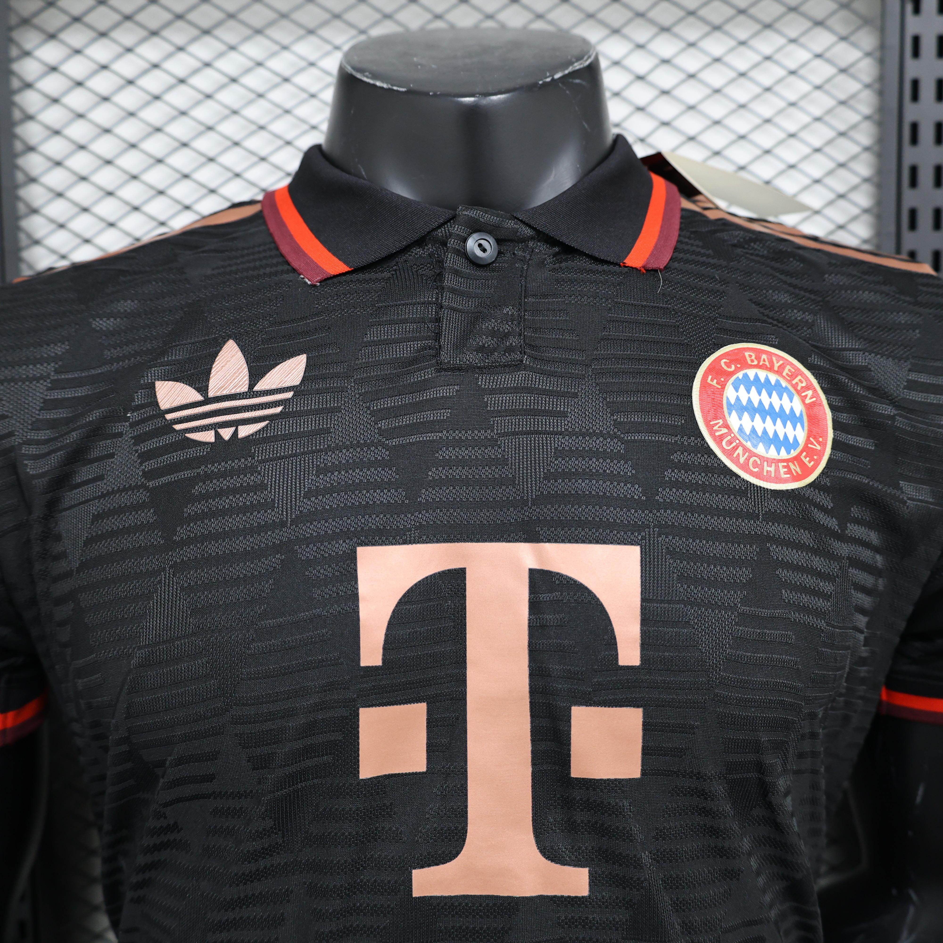 CAMISETA BAYERN DE MUNICH lll 24/25 HOMBRE (VERSIÓN JUGADOR) - ZonaCamisetas