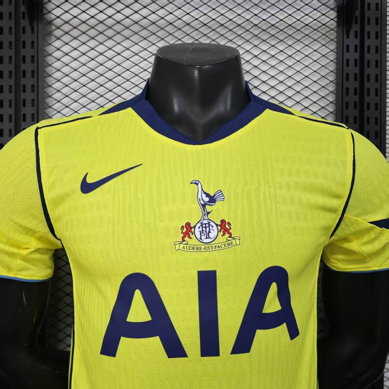 CAMISETA TOTTENHAM IIl 25/26 HOMBRE (VERSIÓN JUGADOR) - ZonaCamisetas