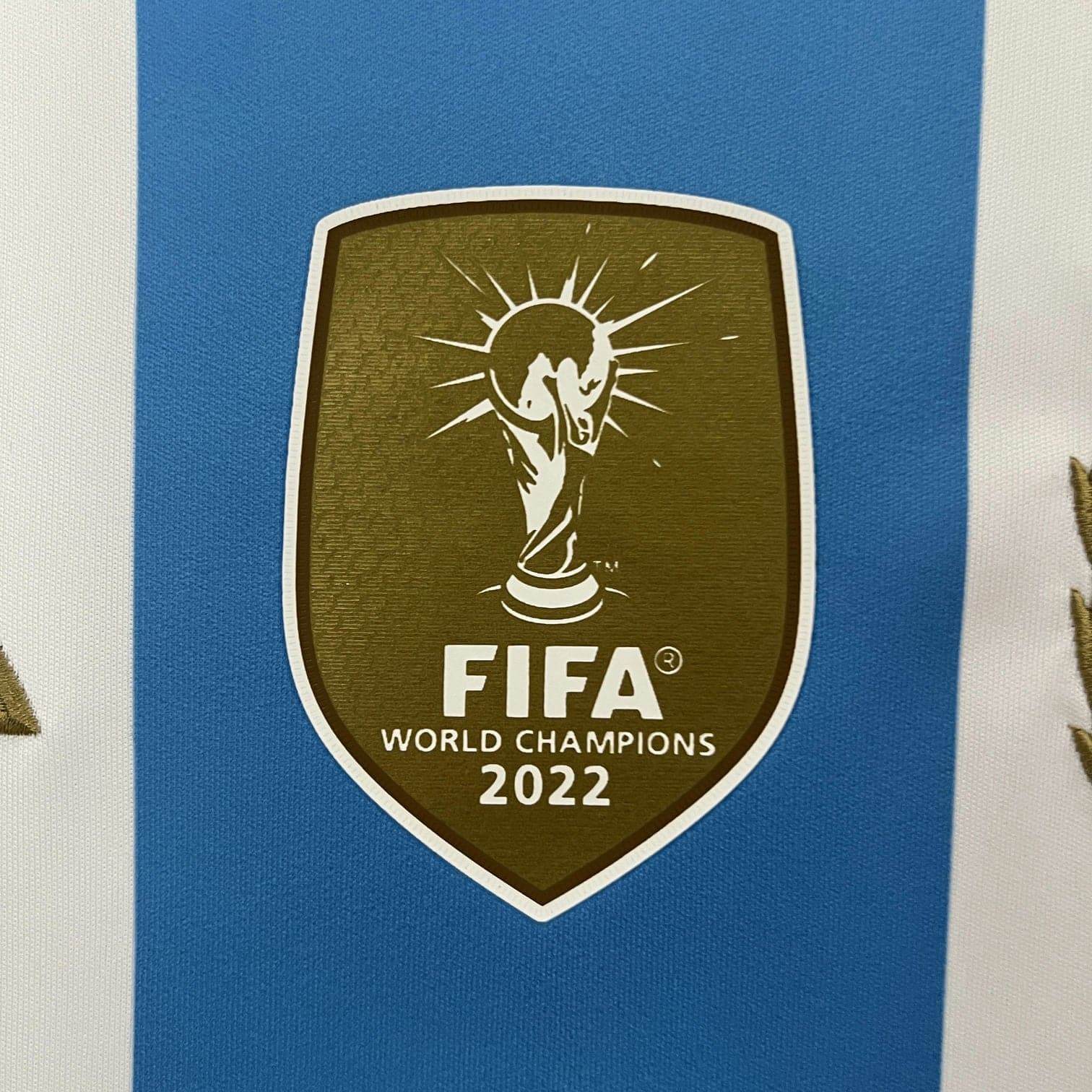 CAMISETA ARGENTINA I COPA AMÉRICA 2024 HOMBRE (VERSIÓN FAN) - ZonaCamisetas