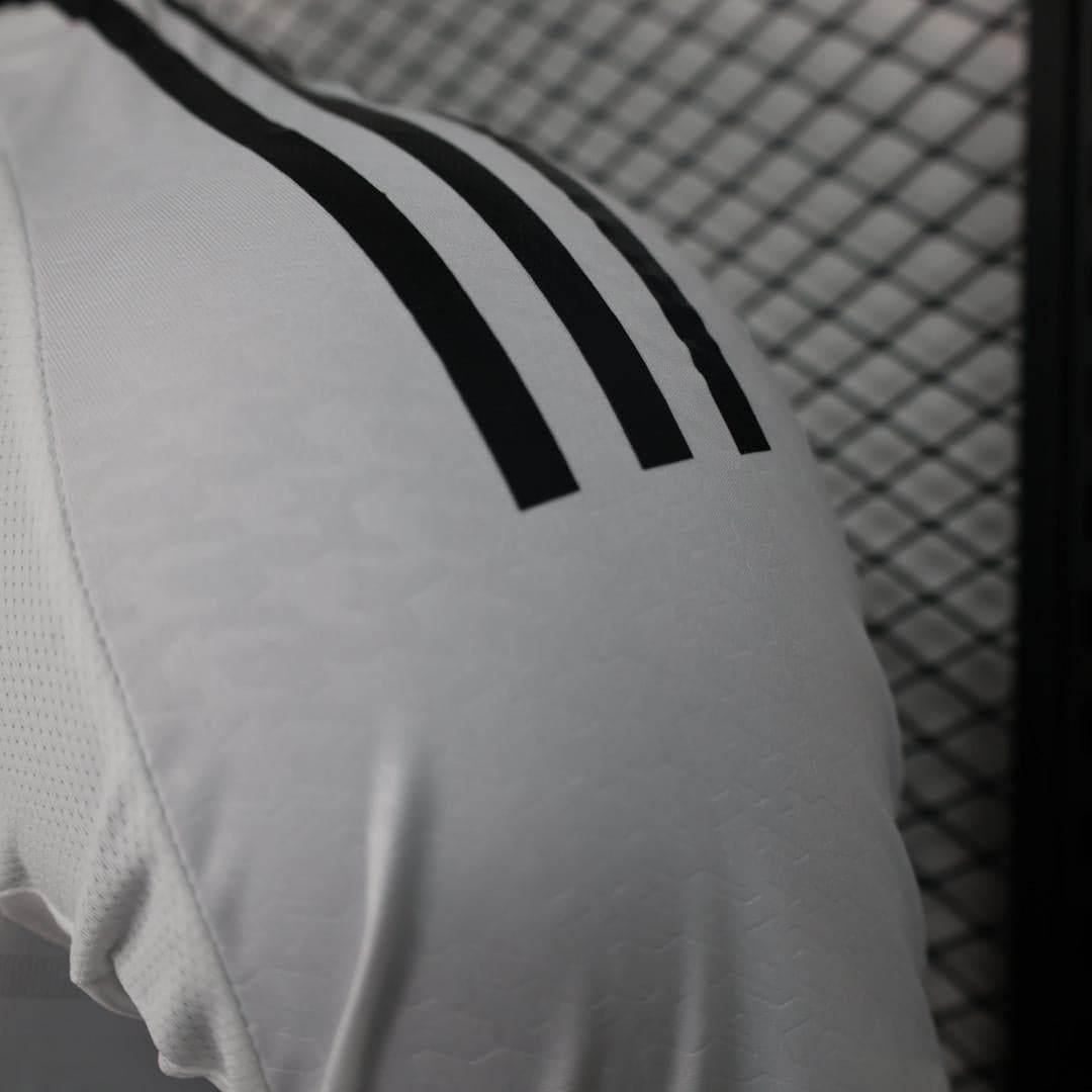CAMISETA REAL MADRID I 24/25 HOMBRE (VERSIÓN JUGADOR) - ZonaCamisetas
