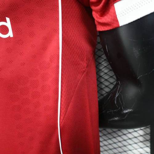 CAMISETA LIVERPOOL I 25/26 HOMBRE (VERSIÓN JUGADOR) - ZonaCamisetas