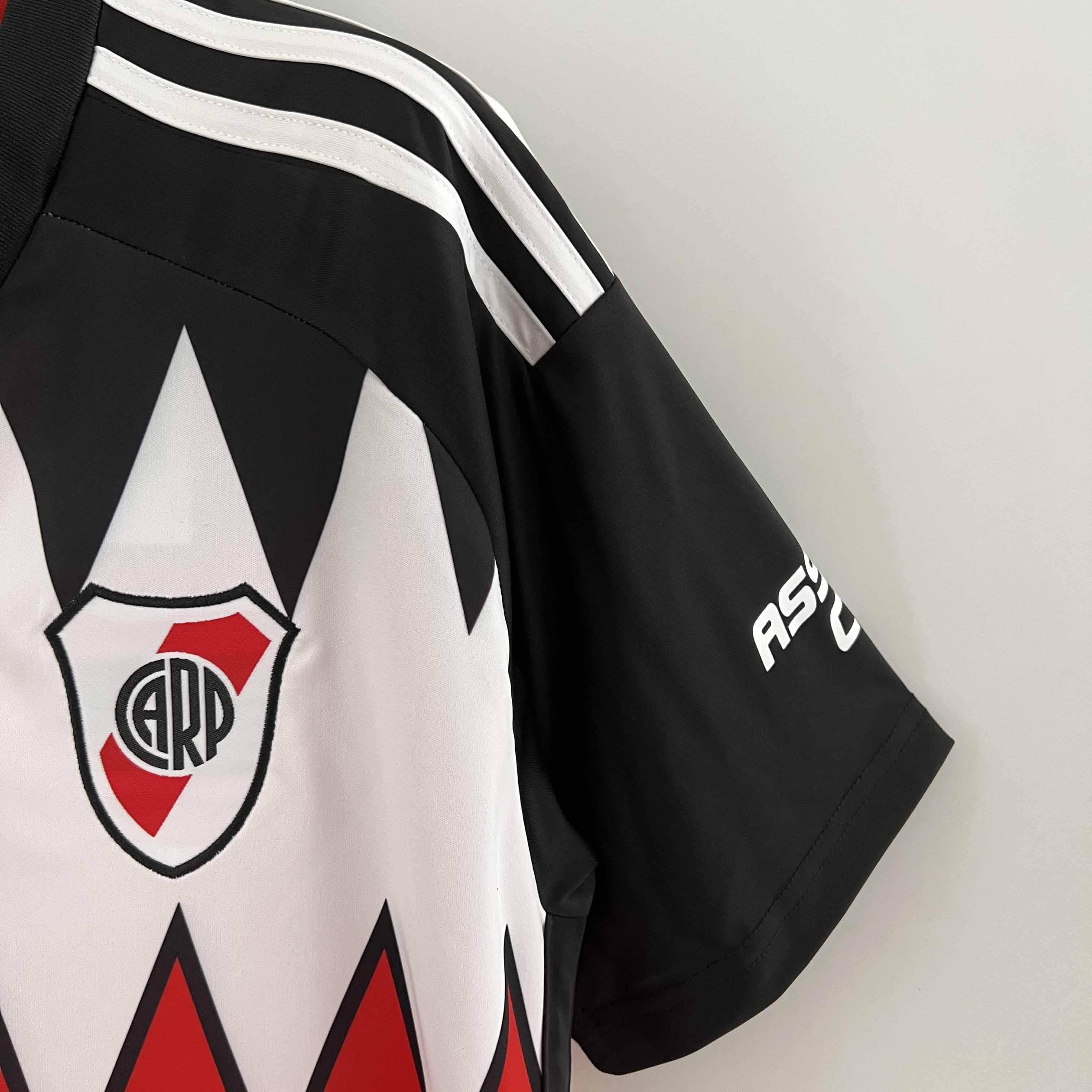 CAMISETA RIVER PLATE Il 23/24 HOMBRE (VERSIÓN FAN) - ZonaCamisetas