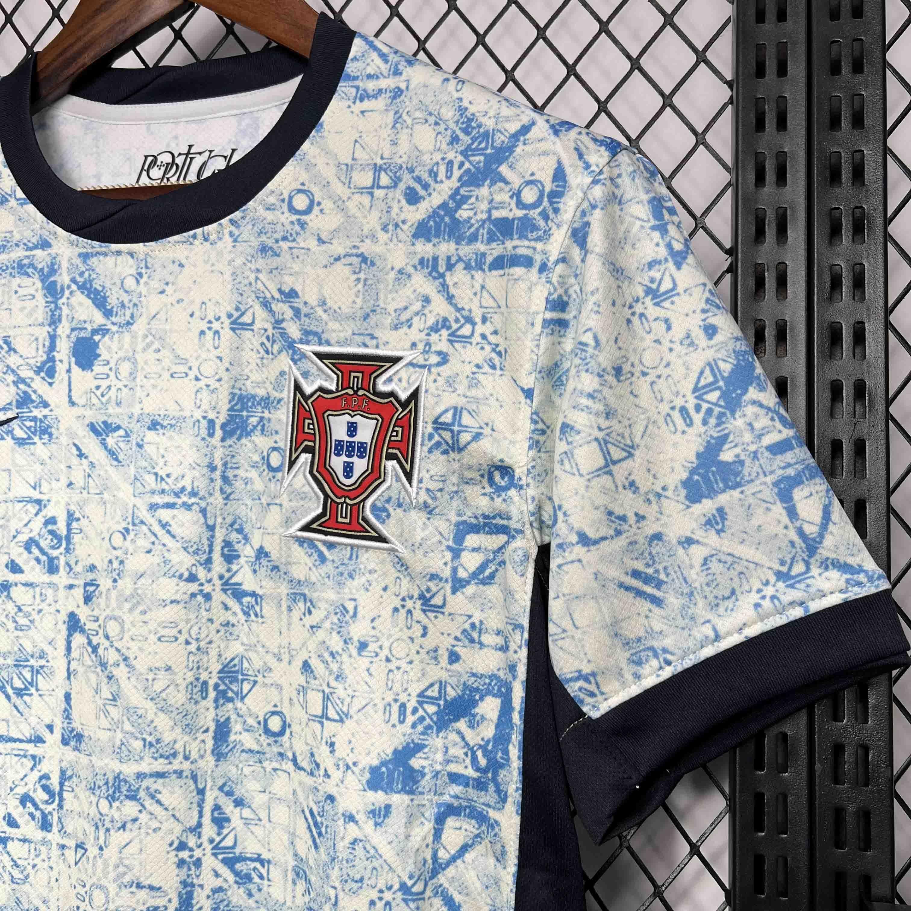 CAMISETA PORTUGAL II EURO 2024 HOMBRE (VERSIÓN FAN)
