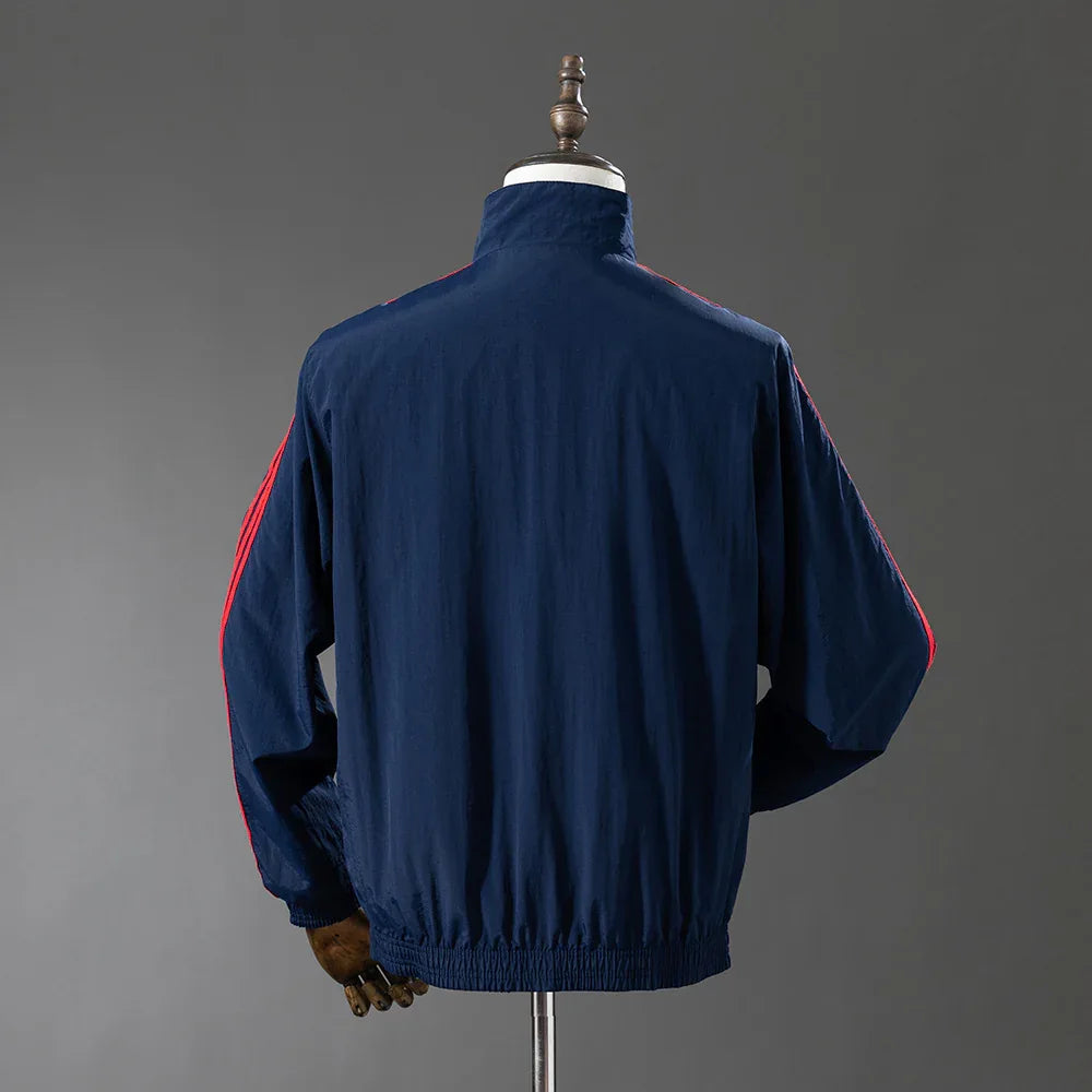 CORTAVIENTO BAYERN MUNICH l REVERSIBLE 2025 - ZonaCamisetas