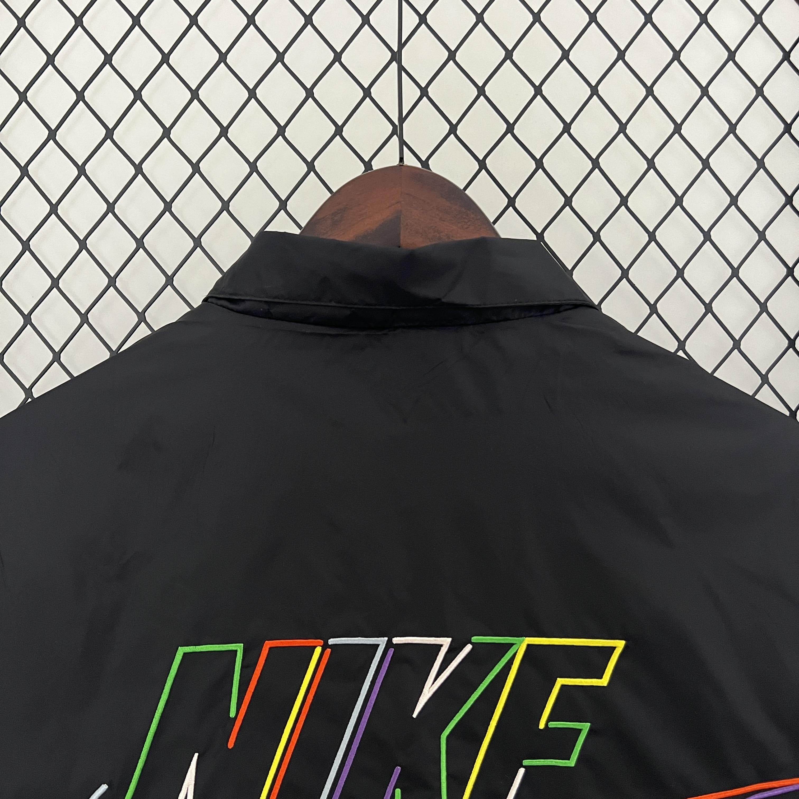 CORTAVIENTO NIKE BLACK 2024 - ZonaCamisetas