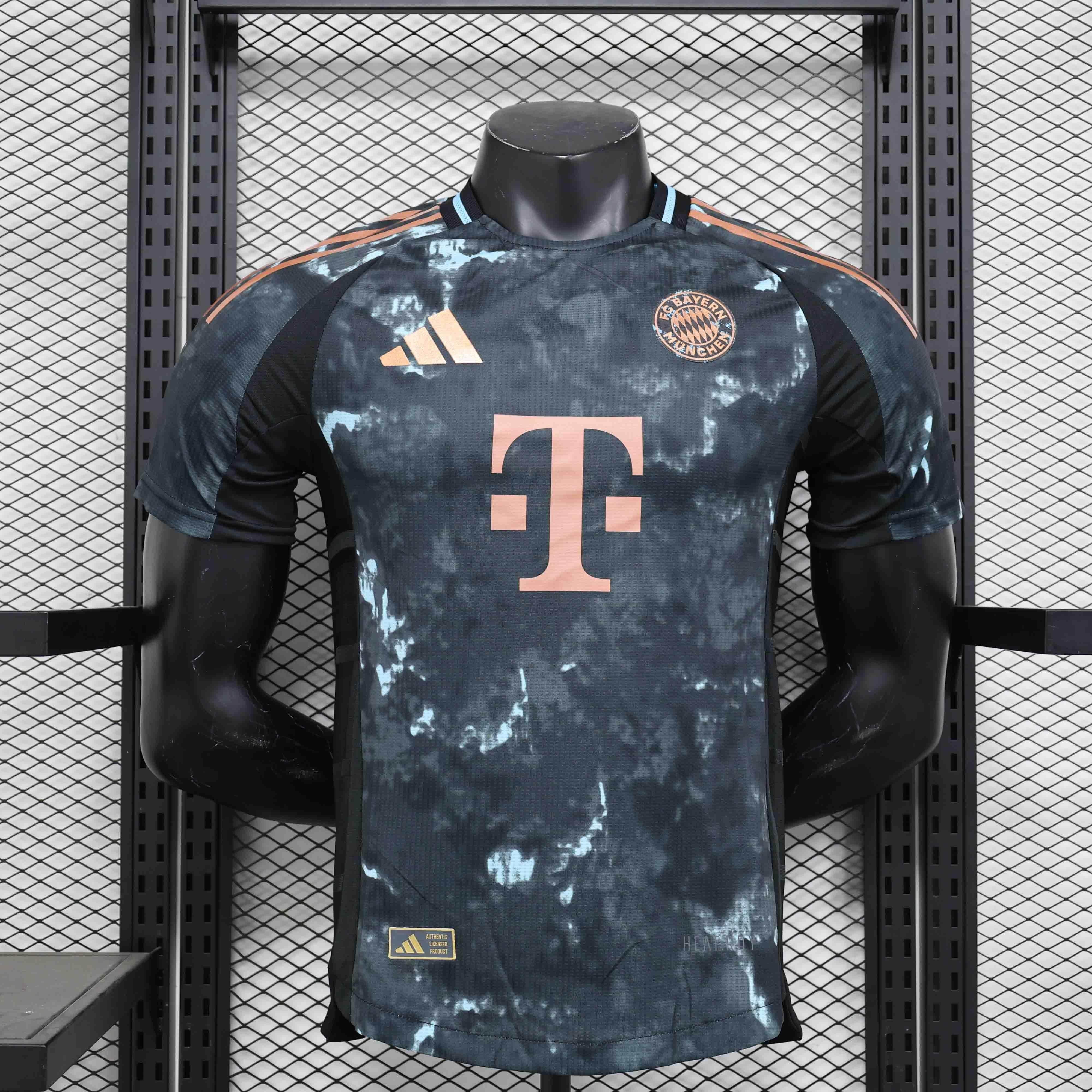 CAMISETA BAYERN DE MUNICH II 24/25 HOMBRE (VERSIÓN JUGADOR) - ZonaCamisetas