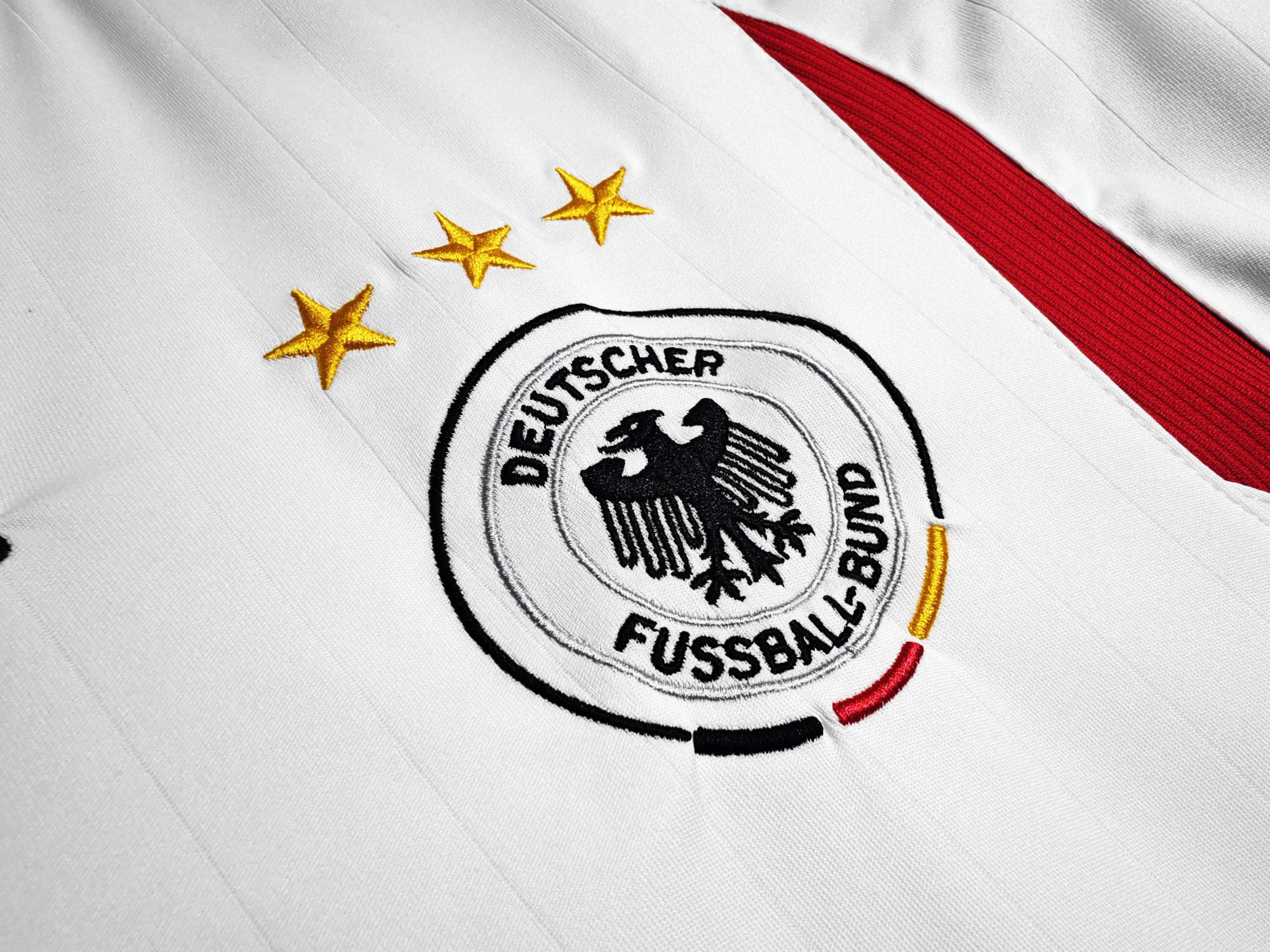 CAMISETA ALEMANIA I 2006 HOMBRE (RETRO) - ZonaCamisetas