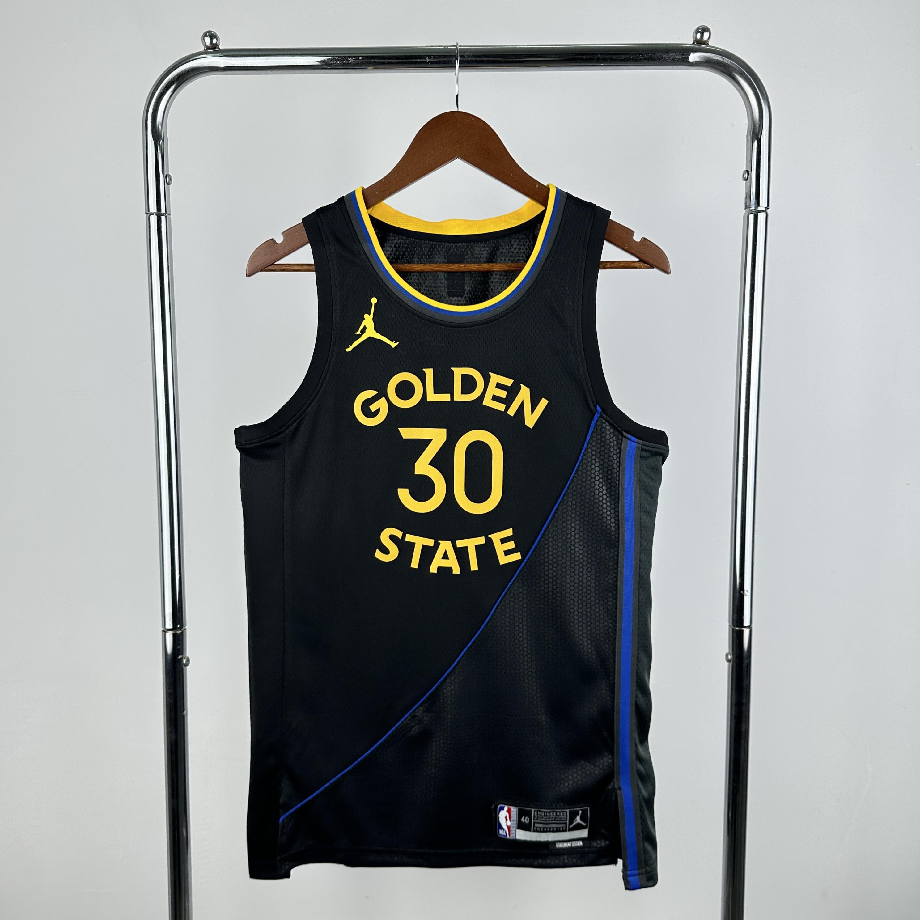 CAMISETA WARRIORS SEASON 25 HOMBRE EDICIÓN CURRY (NBA)