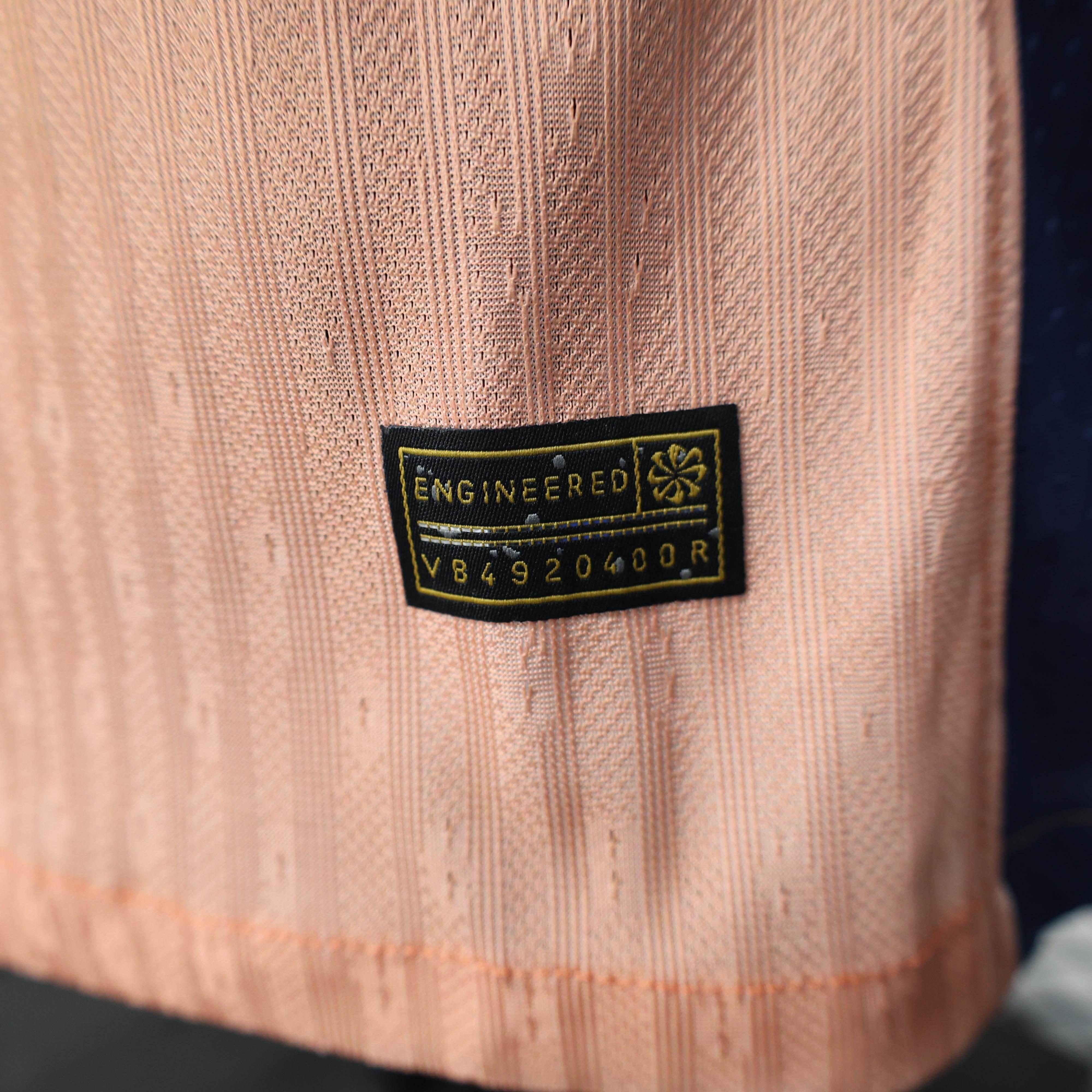 CAMISETA BARCELONA I 25/26 HOMBRE (VERSIÓN JUGADOR) - ZonaCamisetas