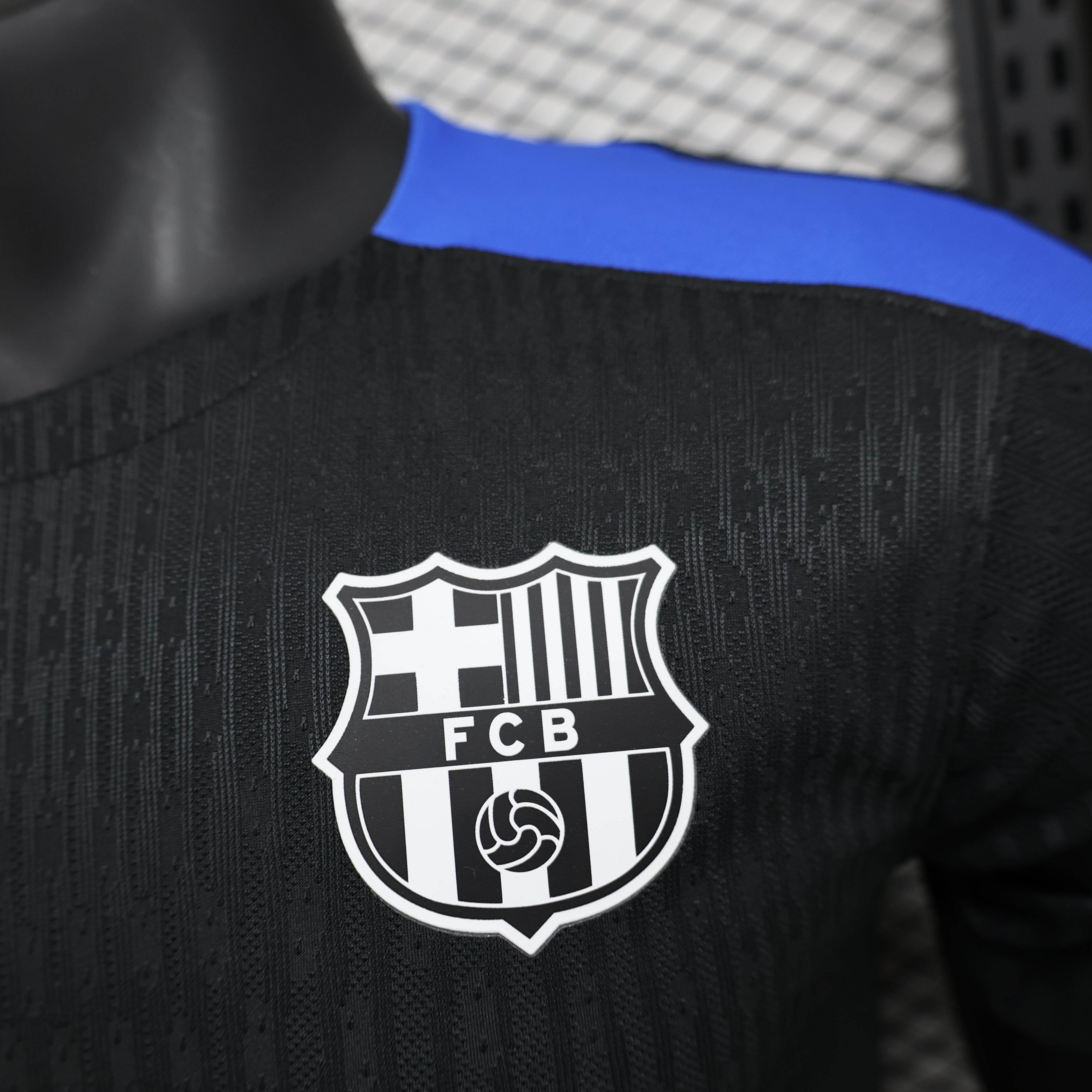 CAMISETA BARCELONA Il 24/25 HOMBRE (VERSIÓN JUGADOR) - ZonaCamisetas