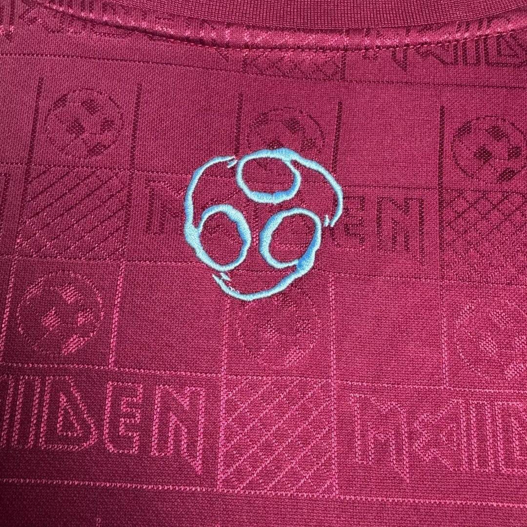 CAMISETA WEST HAM IRON MAIDEN 2011 HOMBRE (RETRO) - ZonaCamisetas