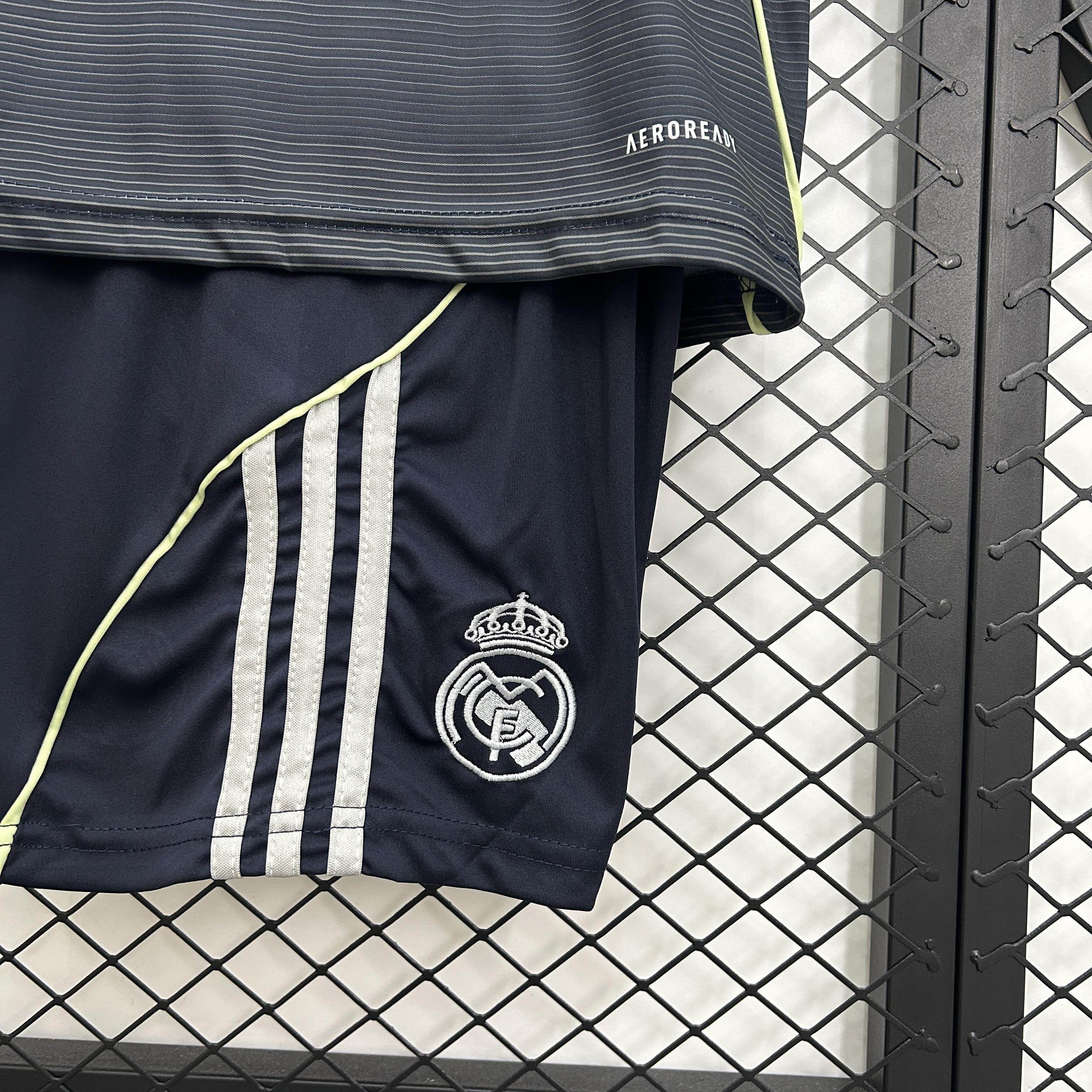 CAMISETA REAL MADRID ll 25/26 CONJUNTO INFANTIL - ZonaCamisetas
