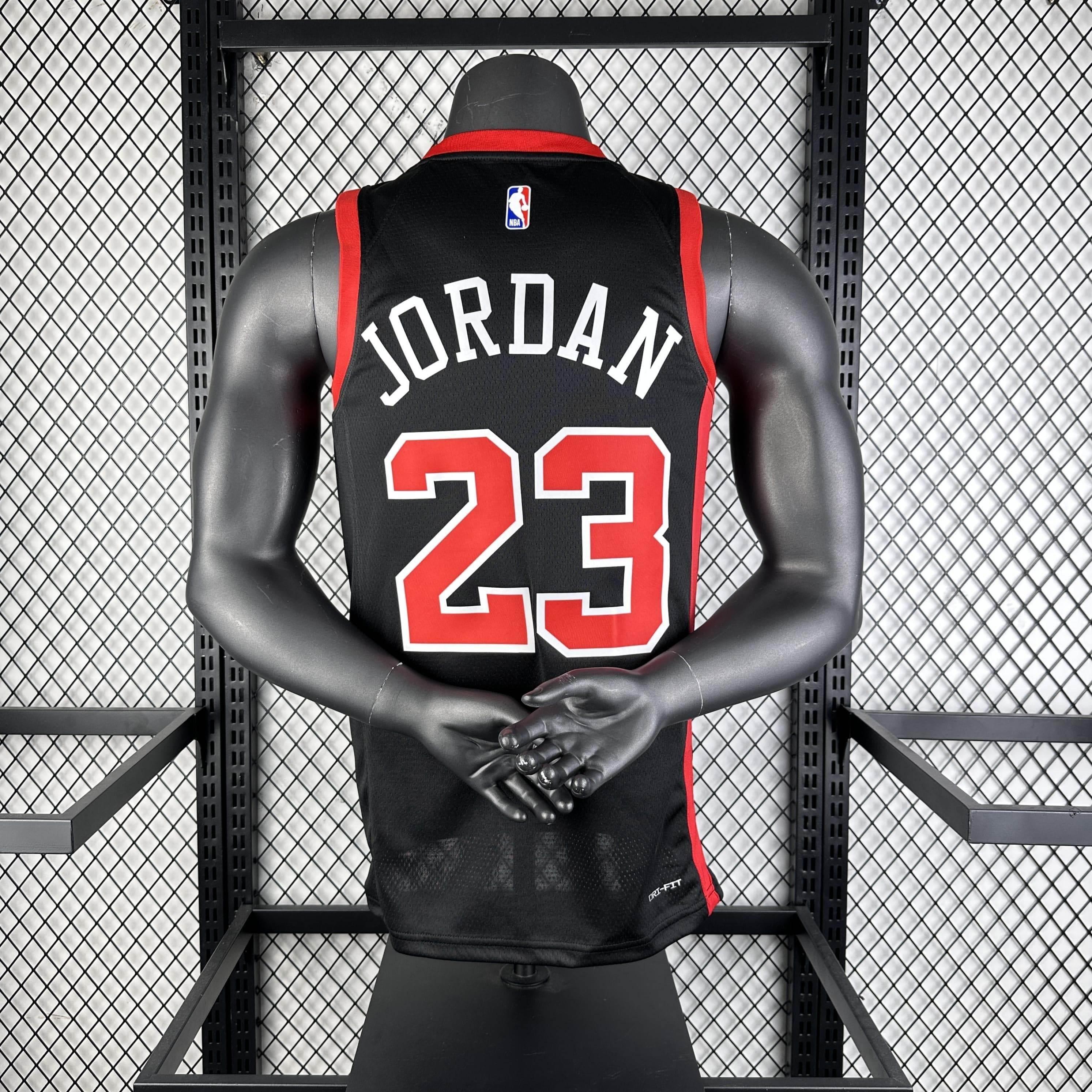 CAMISETA CHICAGO SEASON 24 HOMBRE EDICIÓN JORDAN (NBA) - ZonaCamisetas