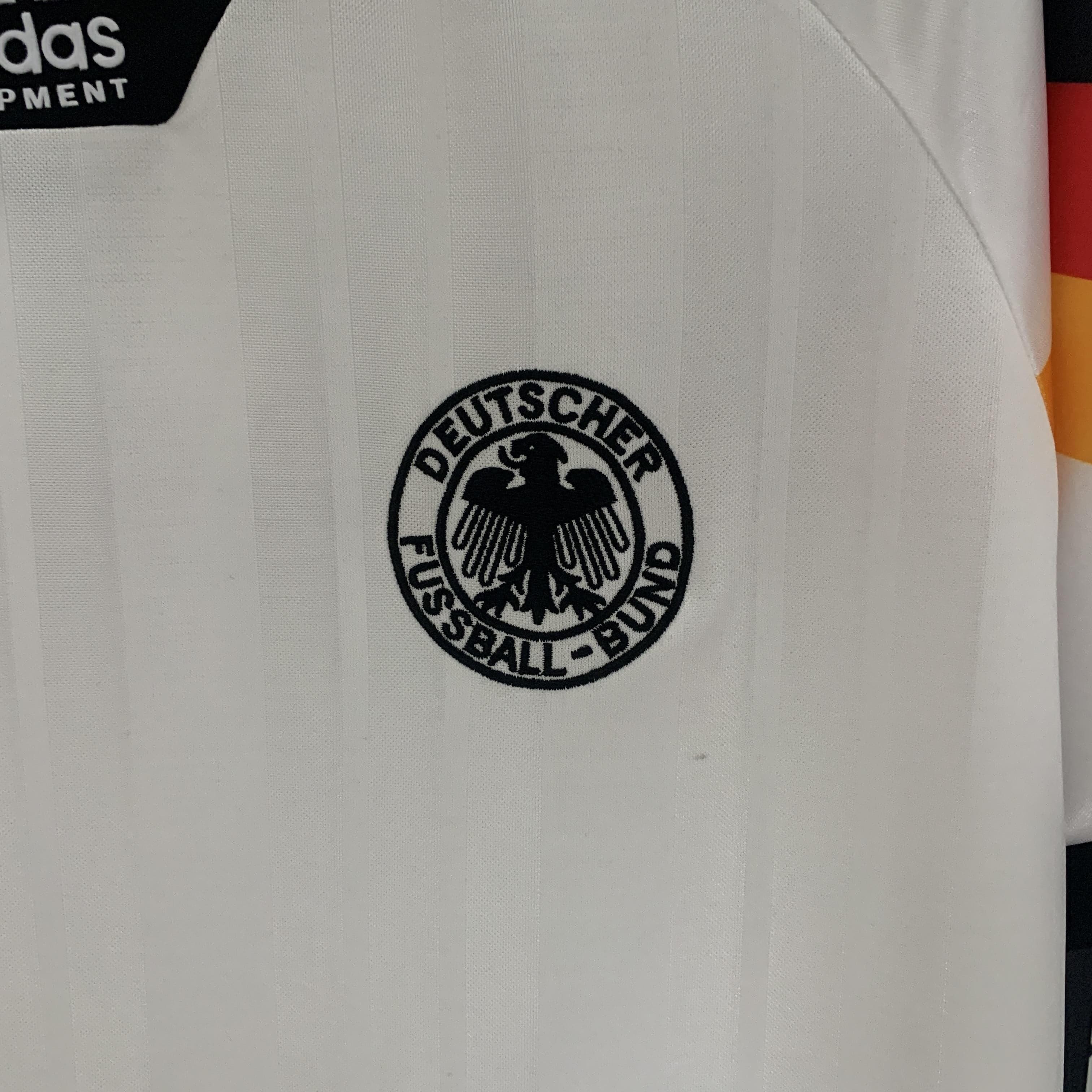 ZonaCamisetas ALEMANIA I 1992 HOMBRE (RETRO) La Pelota Mundo ALEMANIA GERMANY