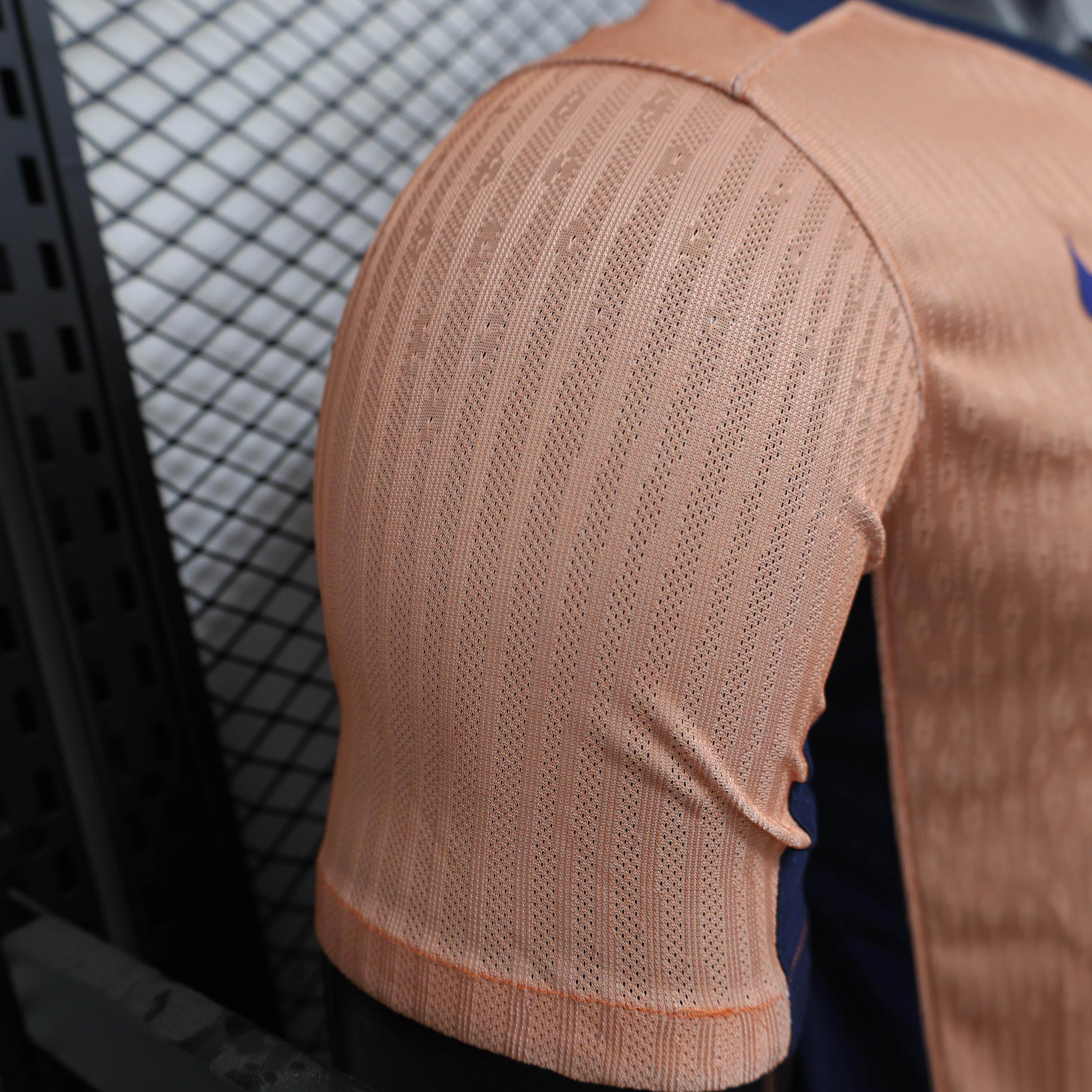 CAMISETA BARCELONA I 25/26 HOMBRE (VERSIÓN JUGADOR) - ZonaCamisetas