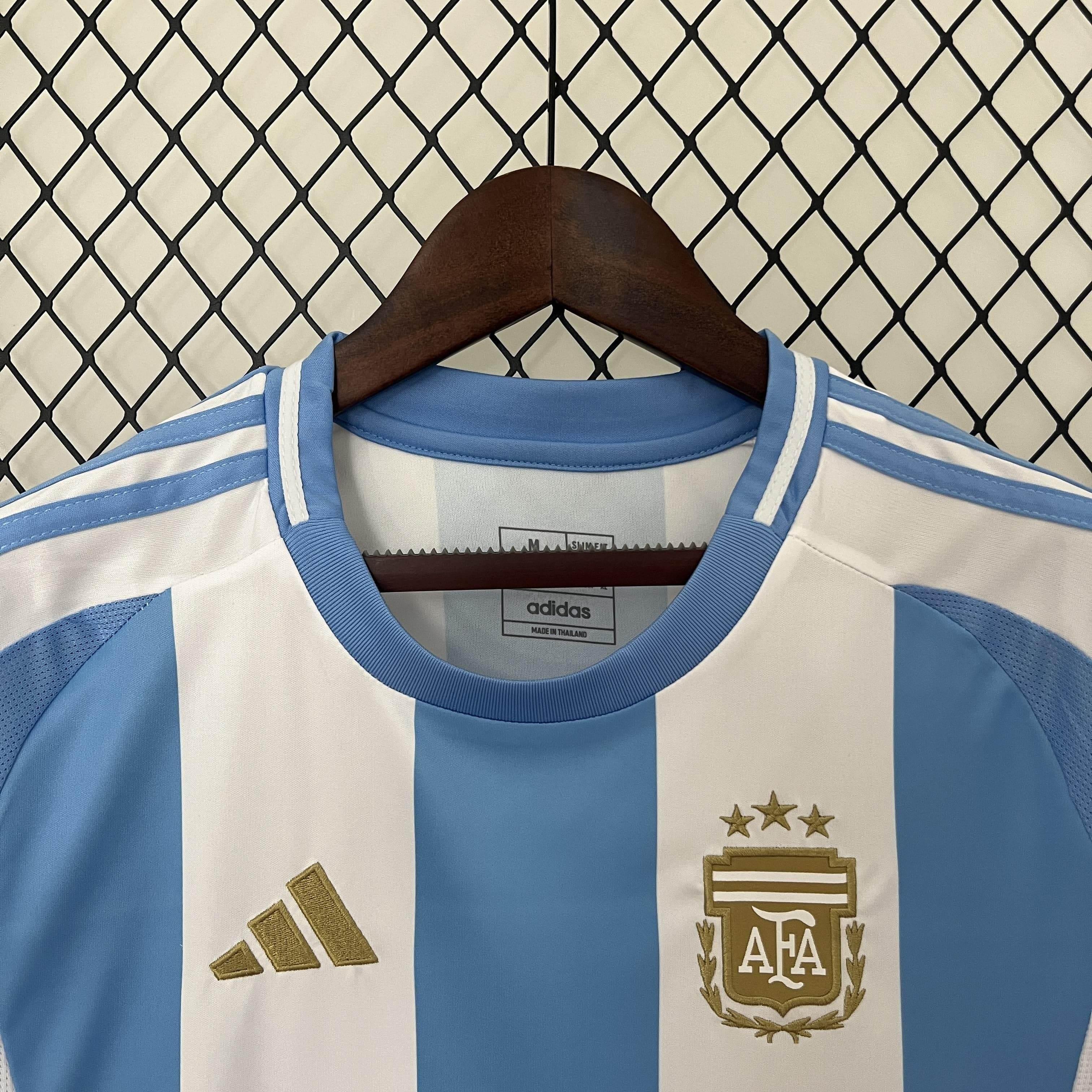 CAMISETA ARGENTINA I 2024 MUJER (VERSIÓN FAN) - ZonaCamisetas