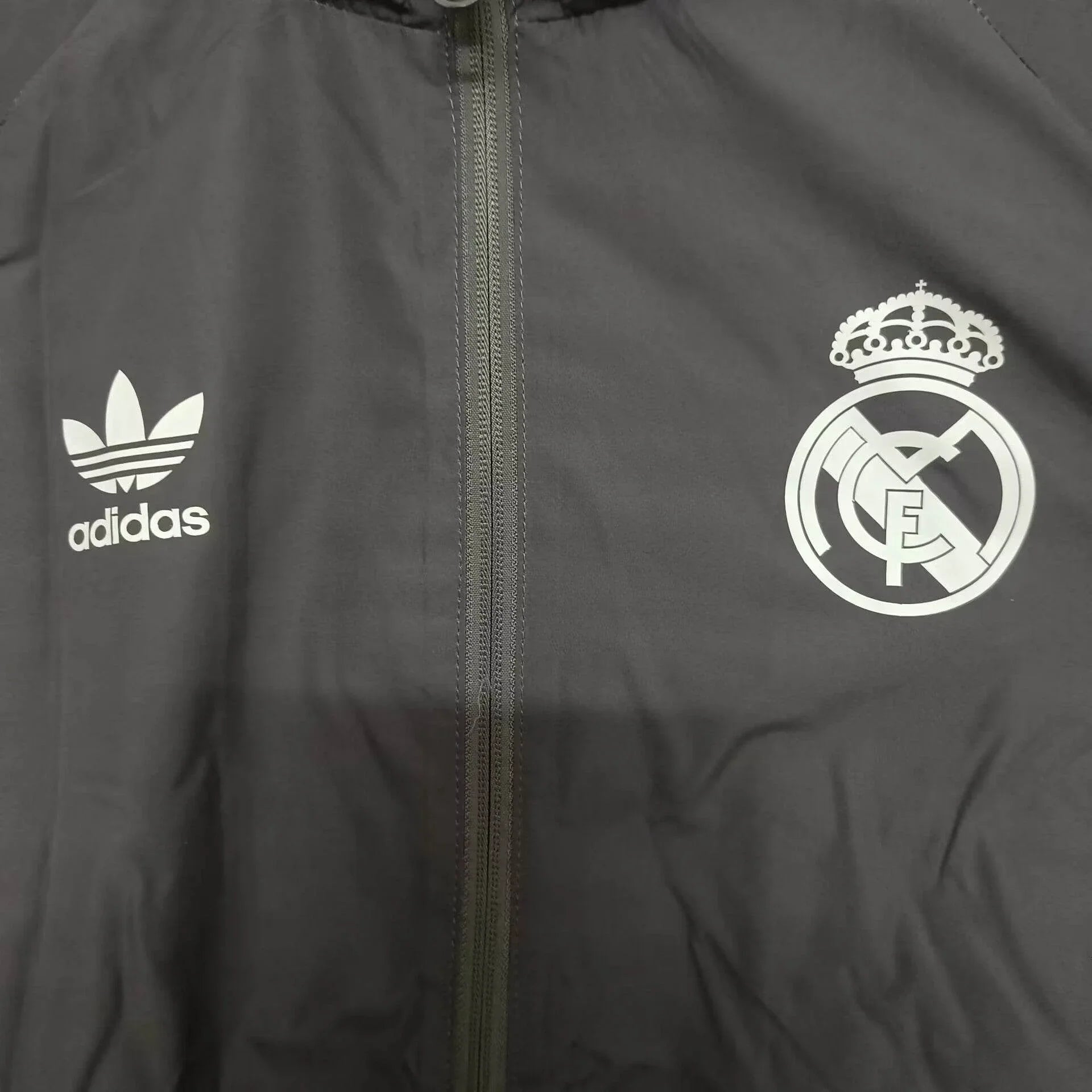 CORTAVIENTO REAL MADRID llI 24/25 - ZonaCamisetas