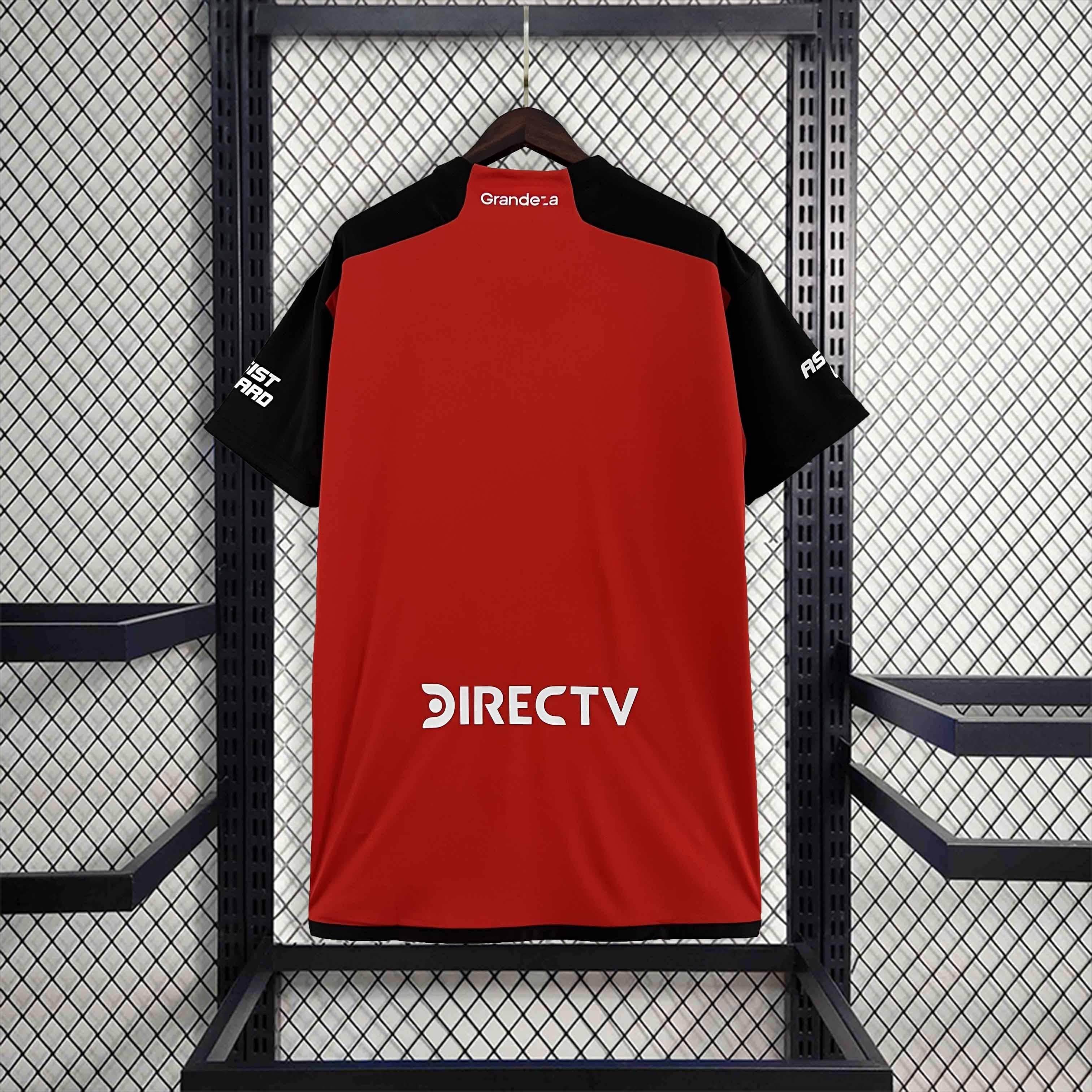 CAMISETA RIVER PLATE Il 23/24 HOMBRE (VERSIÓN FAN) - ZonaCamisetas