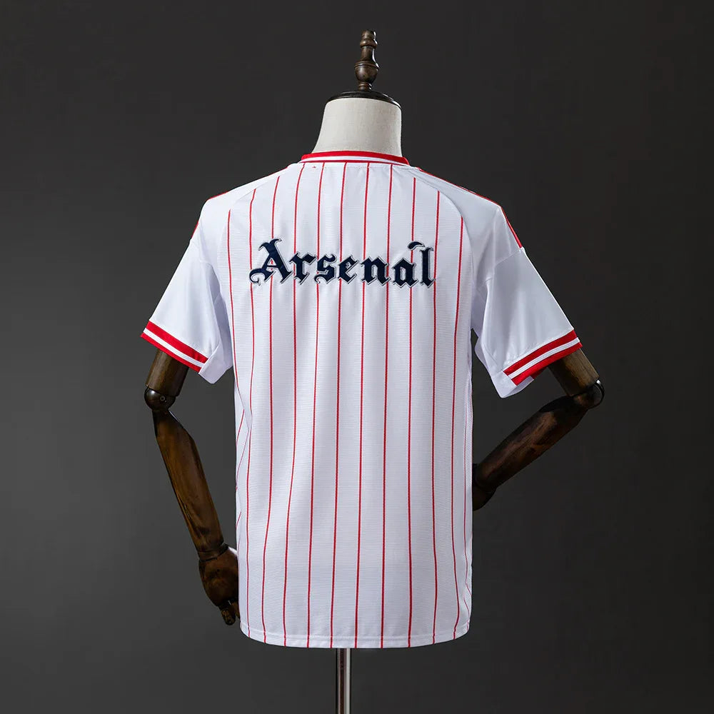 CAMISETA ARSENAL EDICIÓN MLB (VERSIÓN FAN) - ZonaCamisetas