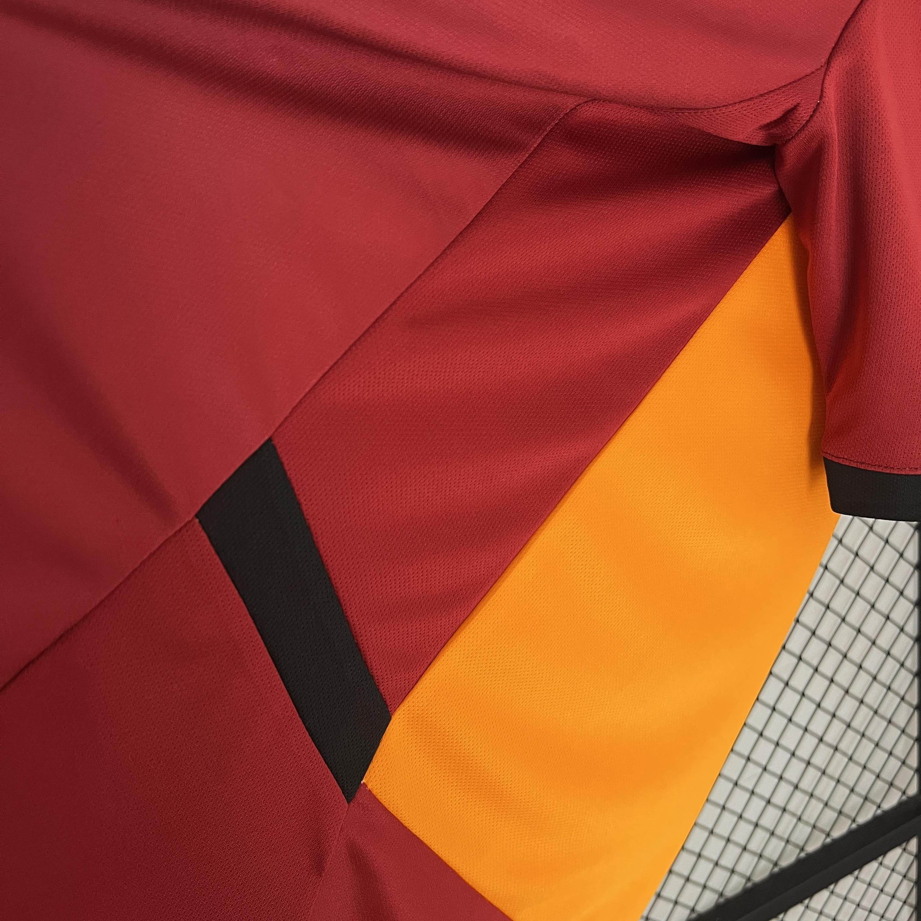 CAMISETA GALATASARAY I 24/25 HOMBRE (VERSIÓN FAN) - ZonaCamisetas