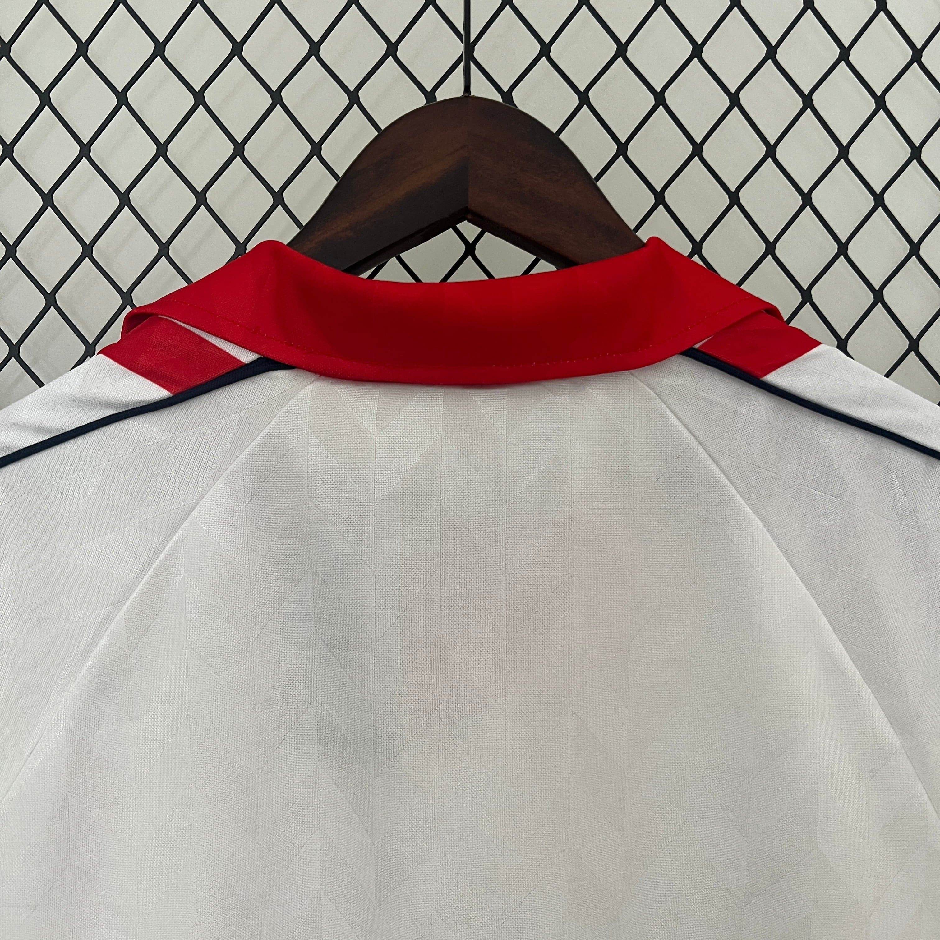 CAMISETA DINAMARCA Il 88 HOMBRE (RETRO) - ZonaCamisetas