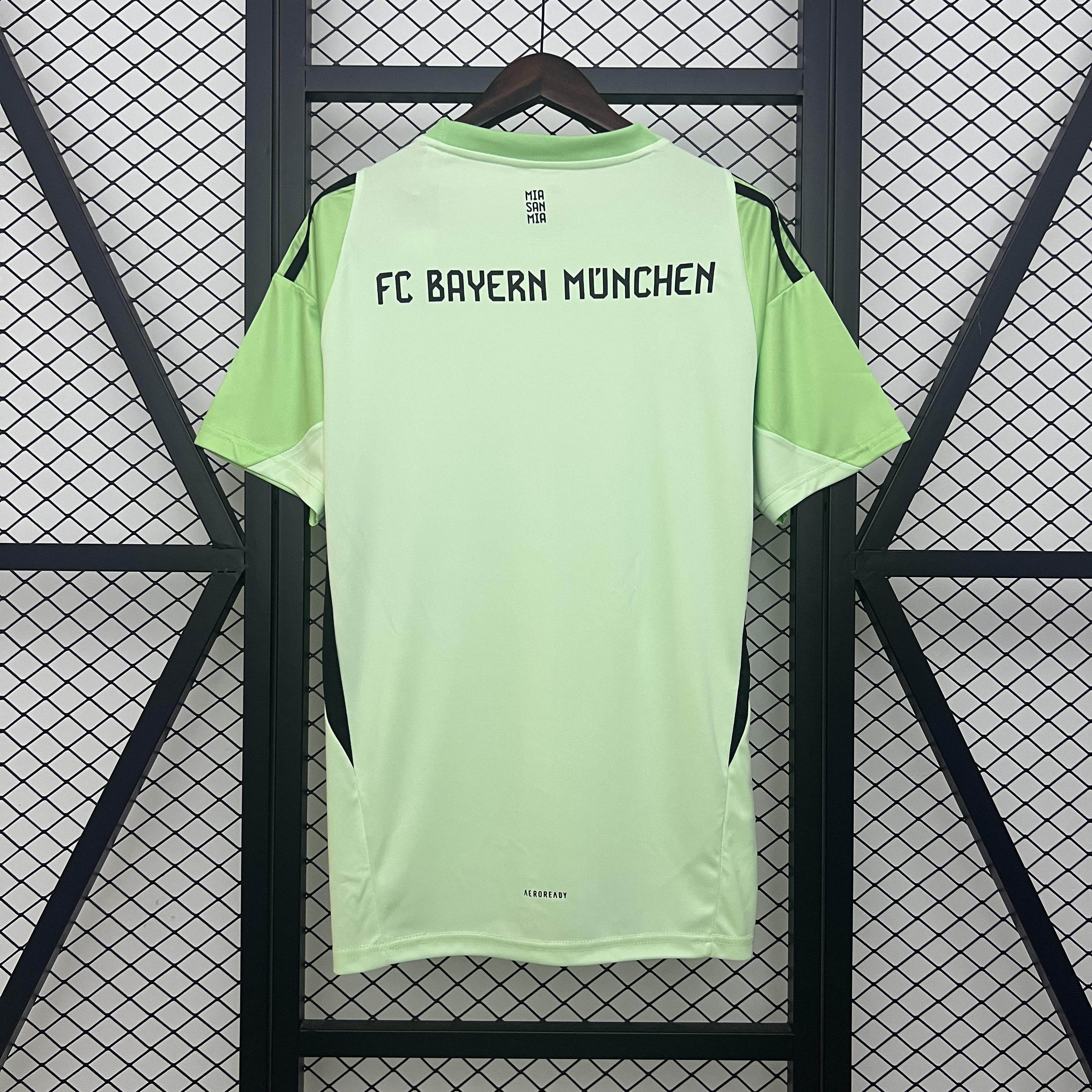 CAMISETA PORTERO BAYERN MUNICH I 25/26 HOMBRE (VERSIÓN FAN) - ZonaCamisetas