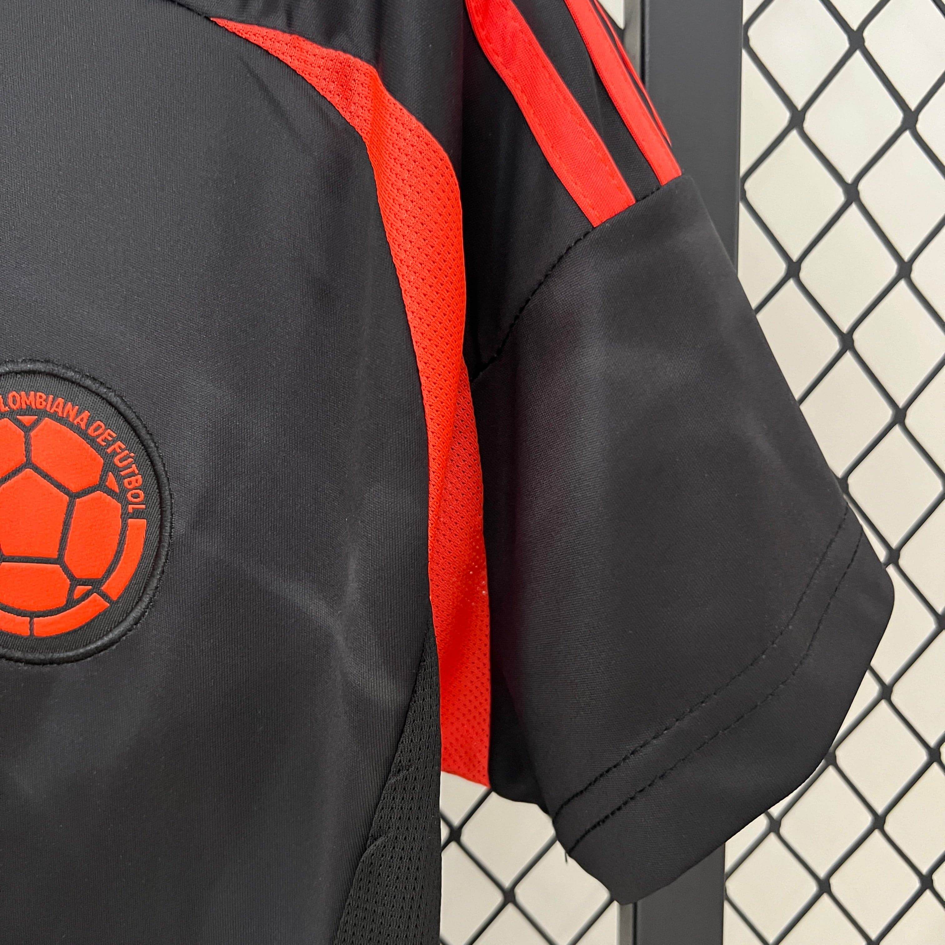 CAMISETA COLOMBIA Il 2024 MUJER (VERSIÓN FAN) - ZonaCamisetas