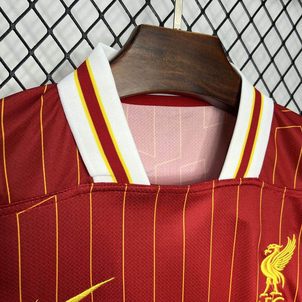 CAMISETA LIVERPOOL I 24/25 HOMBRE (VERSIÓN FAN) - ZonaCamisetas