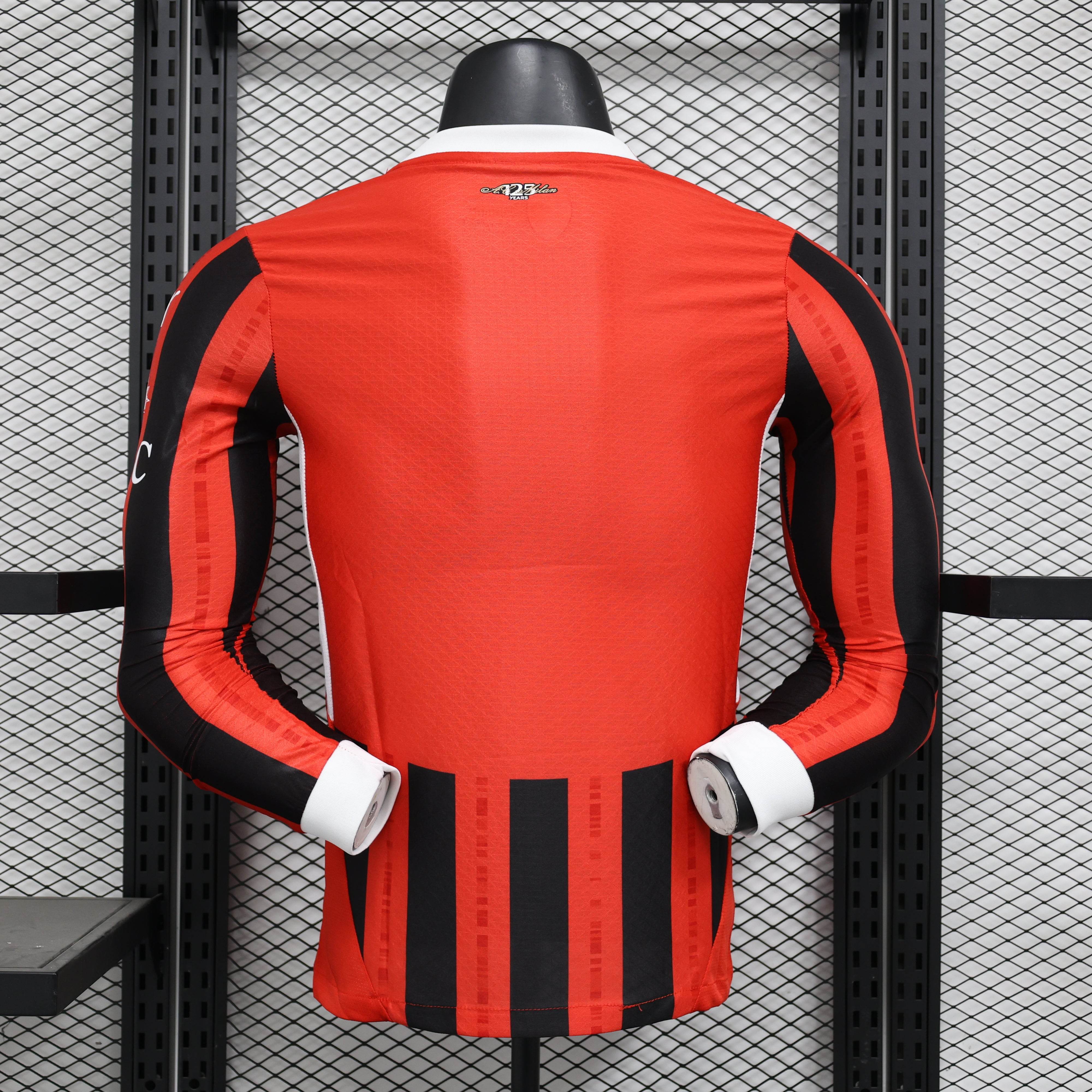 CAMISETA AC MILAN l 24/25 HOMBRE (VERSIÓN JUGADOR) MANGA LARGA - ZonaCamisetas