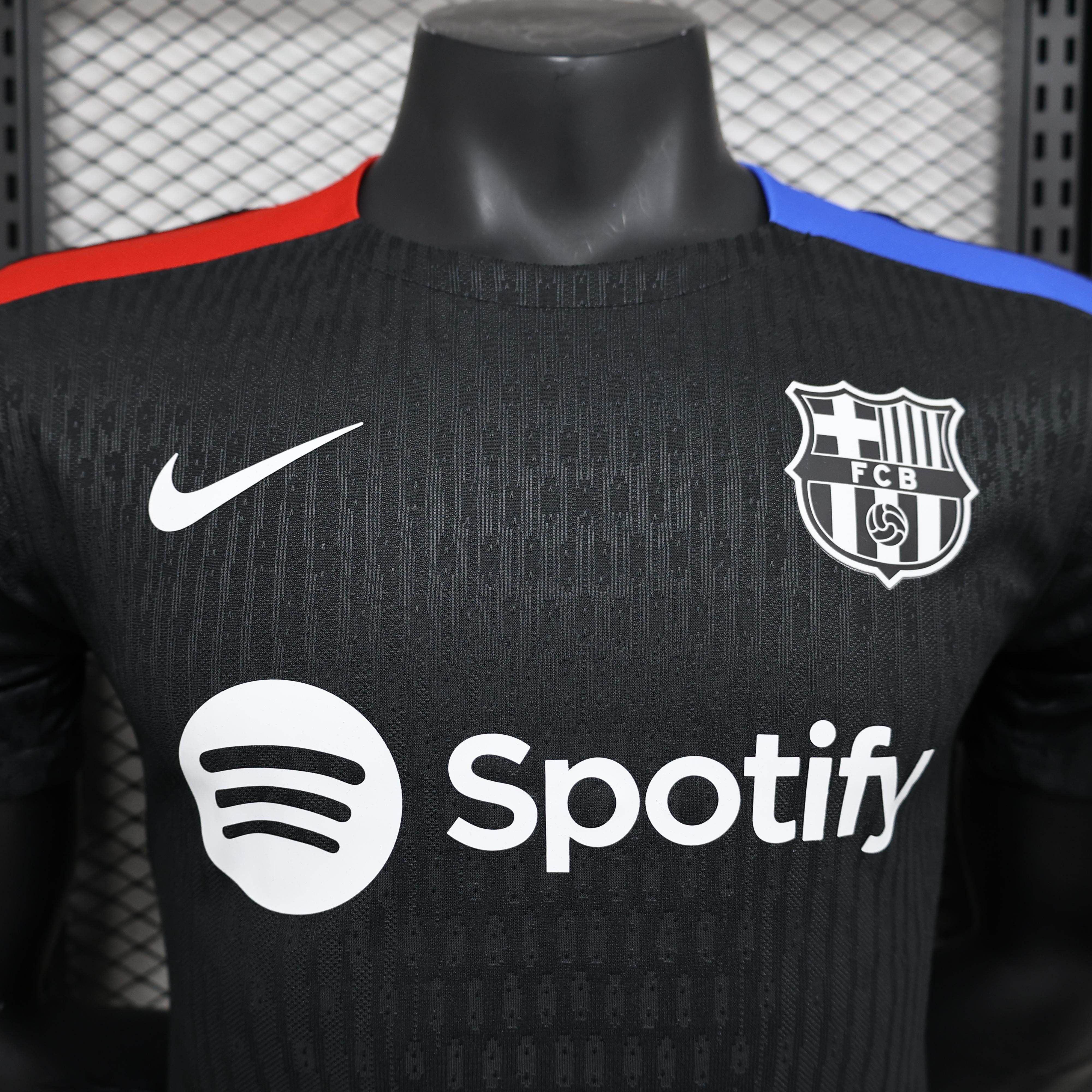 CAMISETA BARCELONA Il 24/25 HOMBRE (VERSIÓN JUGADOR) - ZonaCamisetas