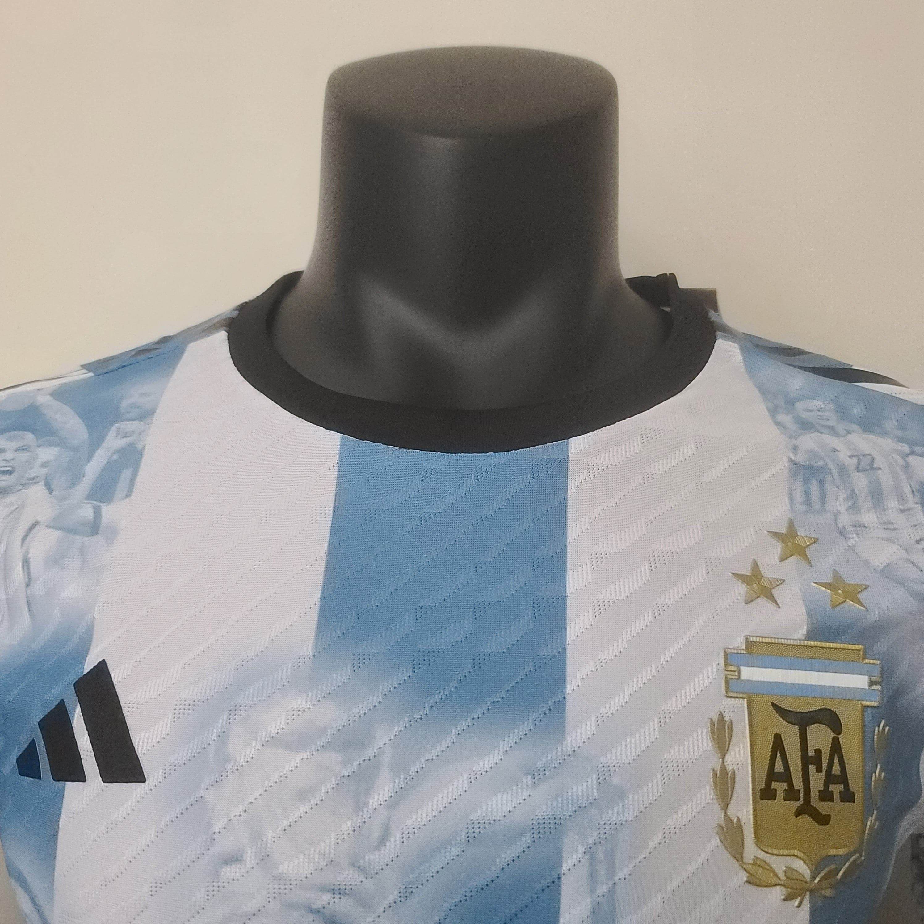 CAMISETA ARGENTINA EDICIÓN COMEMORATIVA I 23/24 HOMBRE (VERSIÓN JUGADOR) - ZonaCamisetas