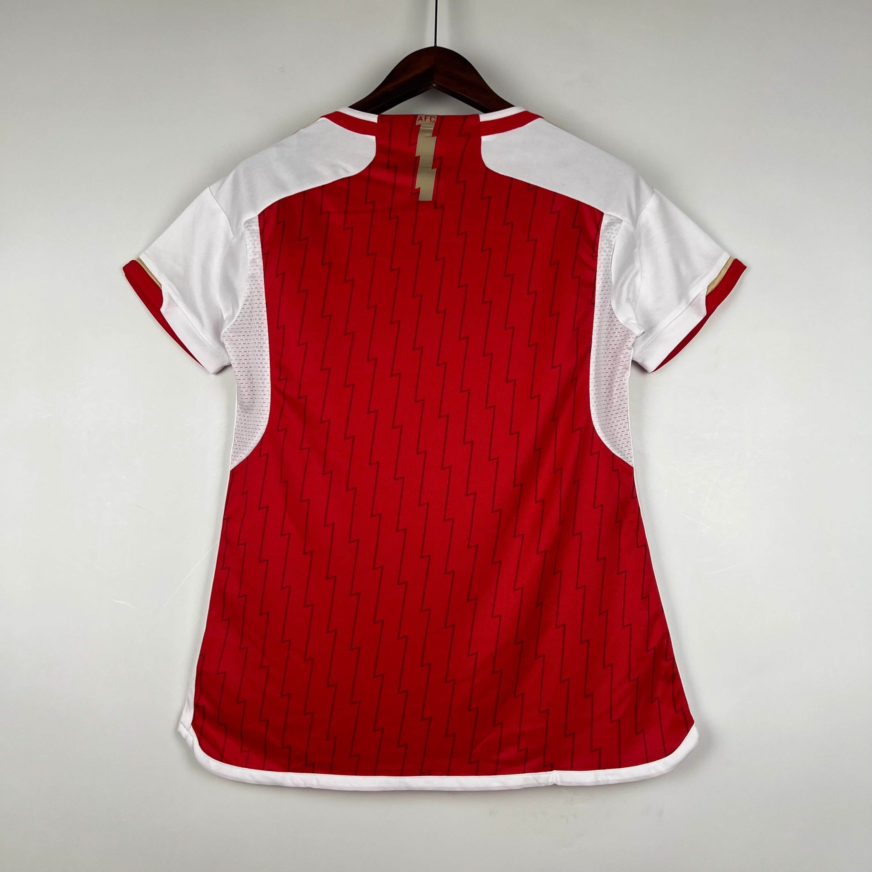 CAMISETA ARSENAL I 23/24 MUJER (VERSIÓN FAN) - ZonaCamisetas